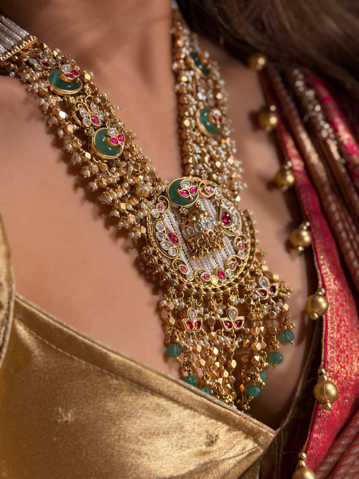 Twesha gold plated Rajwadi Necklace