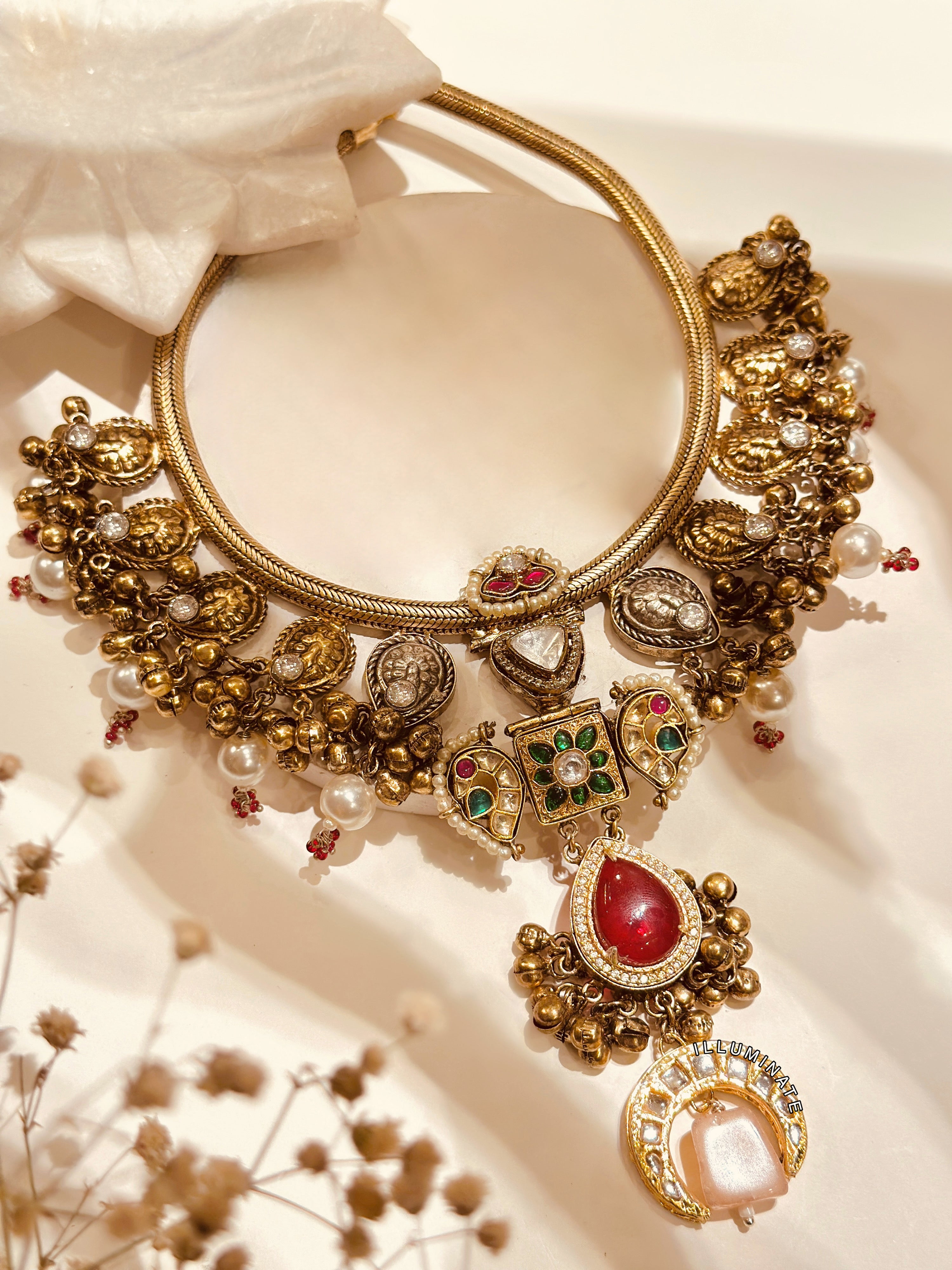 Naaz Necklace