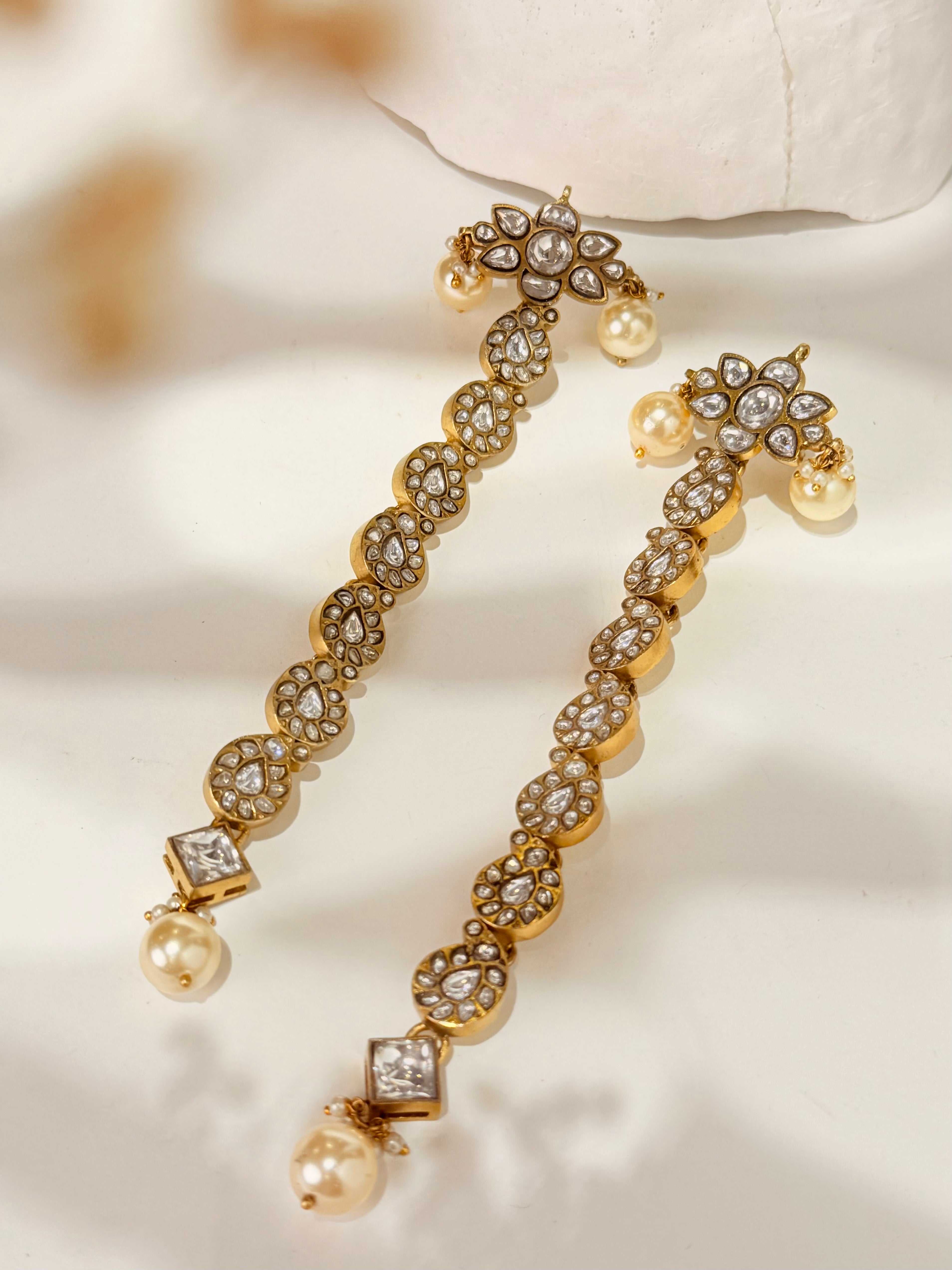 Noorvel Long Kundan Drops-Mahira