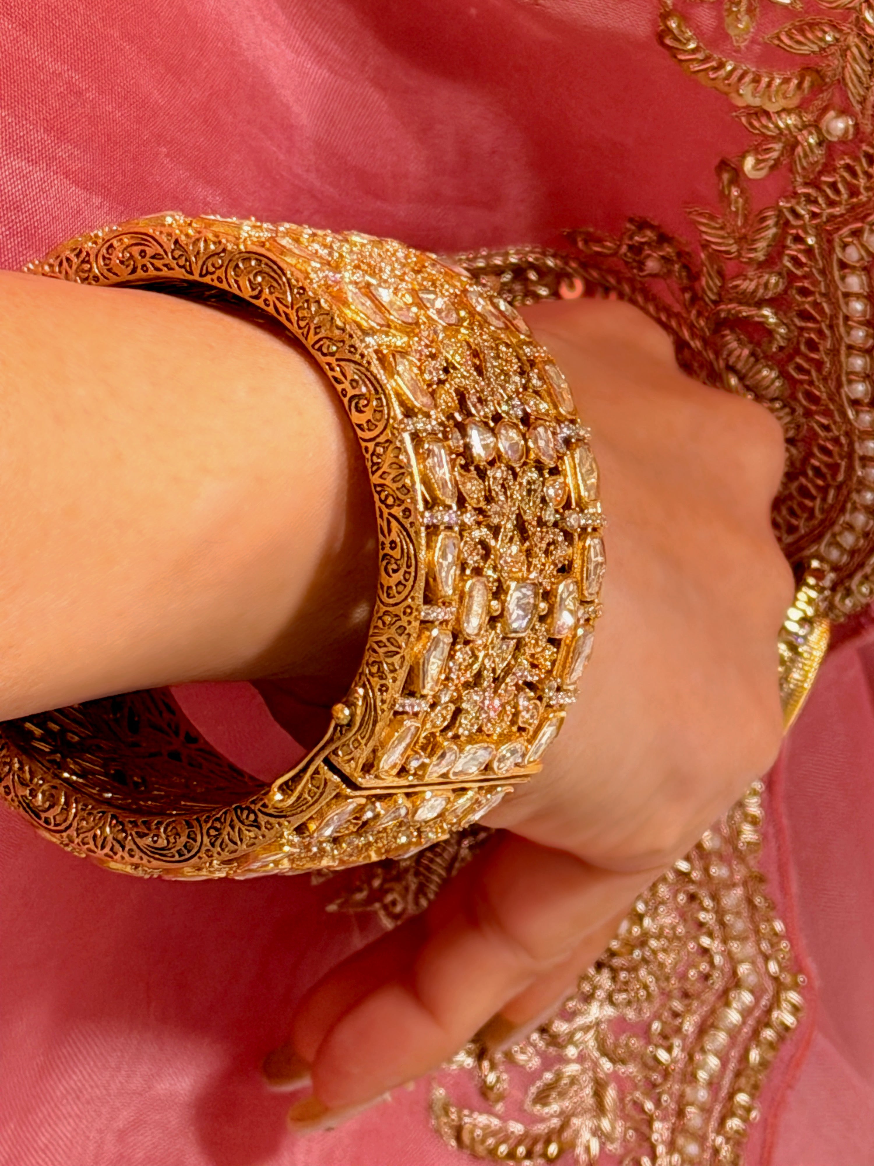 Empress Veera Polki Cuff