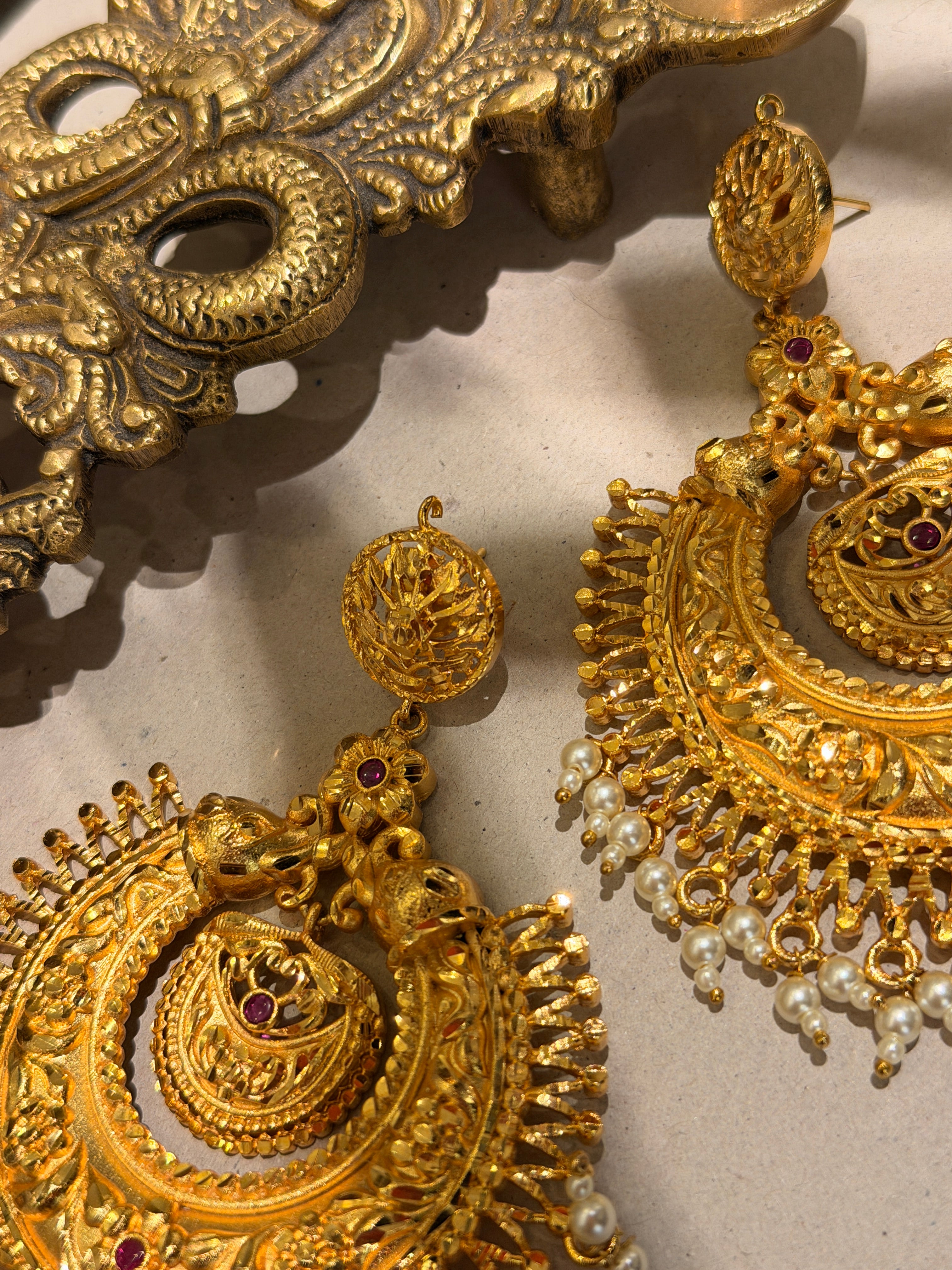 Hemangana Chandbali
