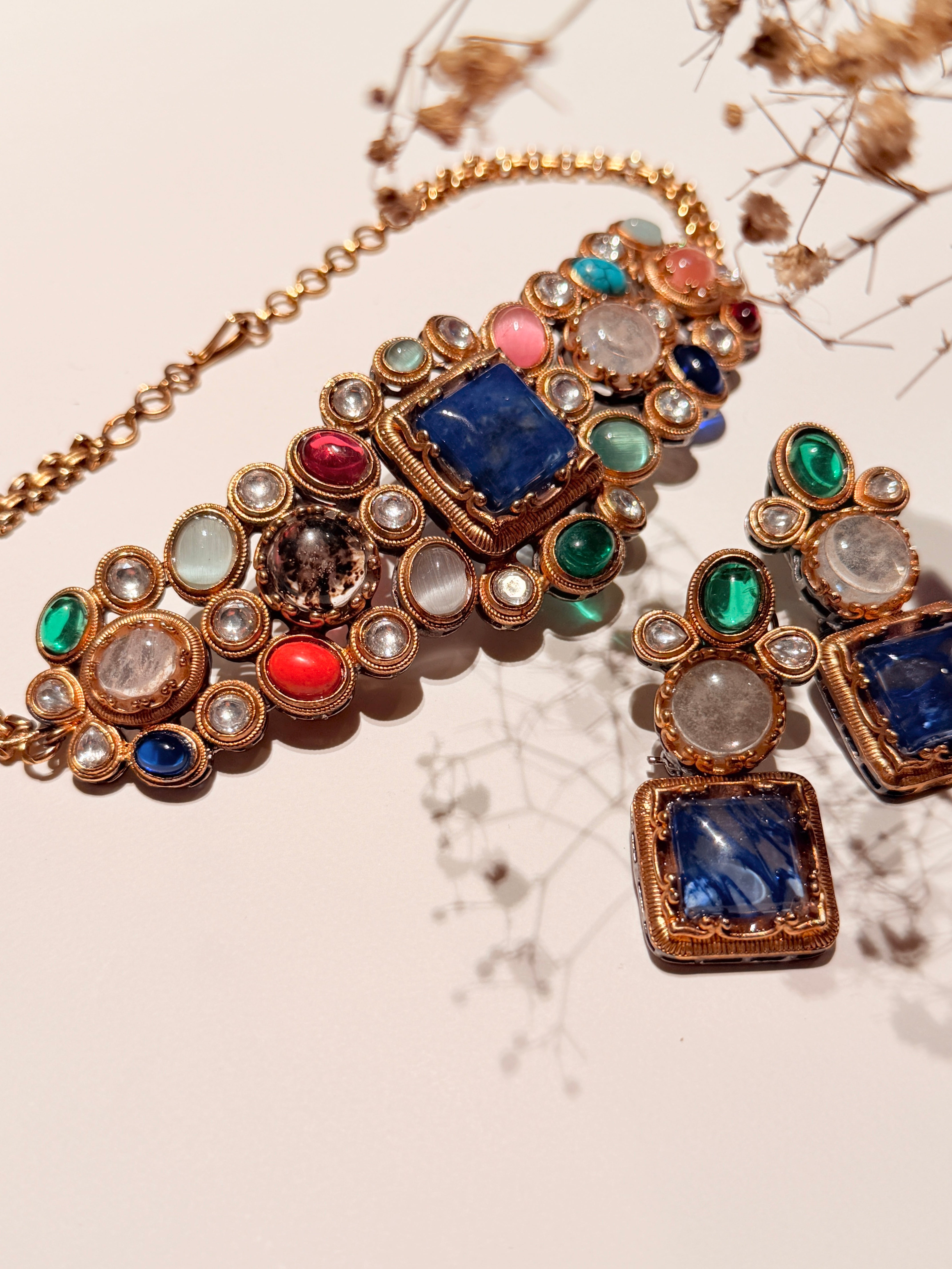 Elizabeth Cuadrato Choker