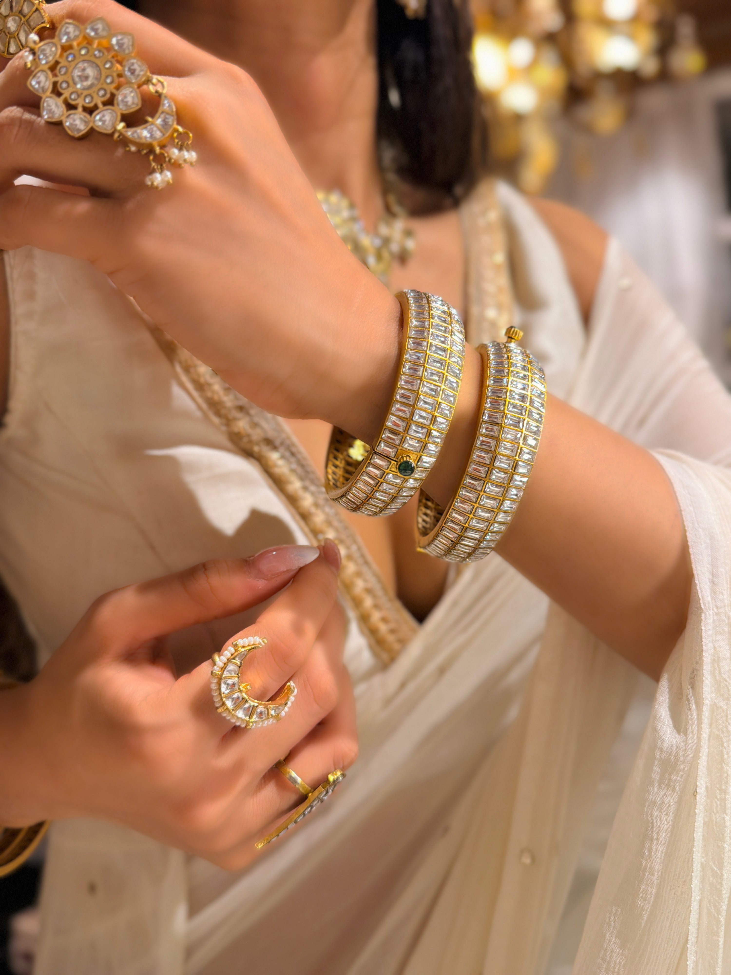 Vaidehi Noor bangle