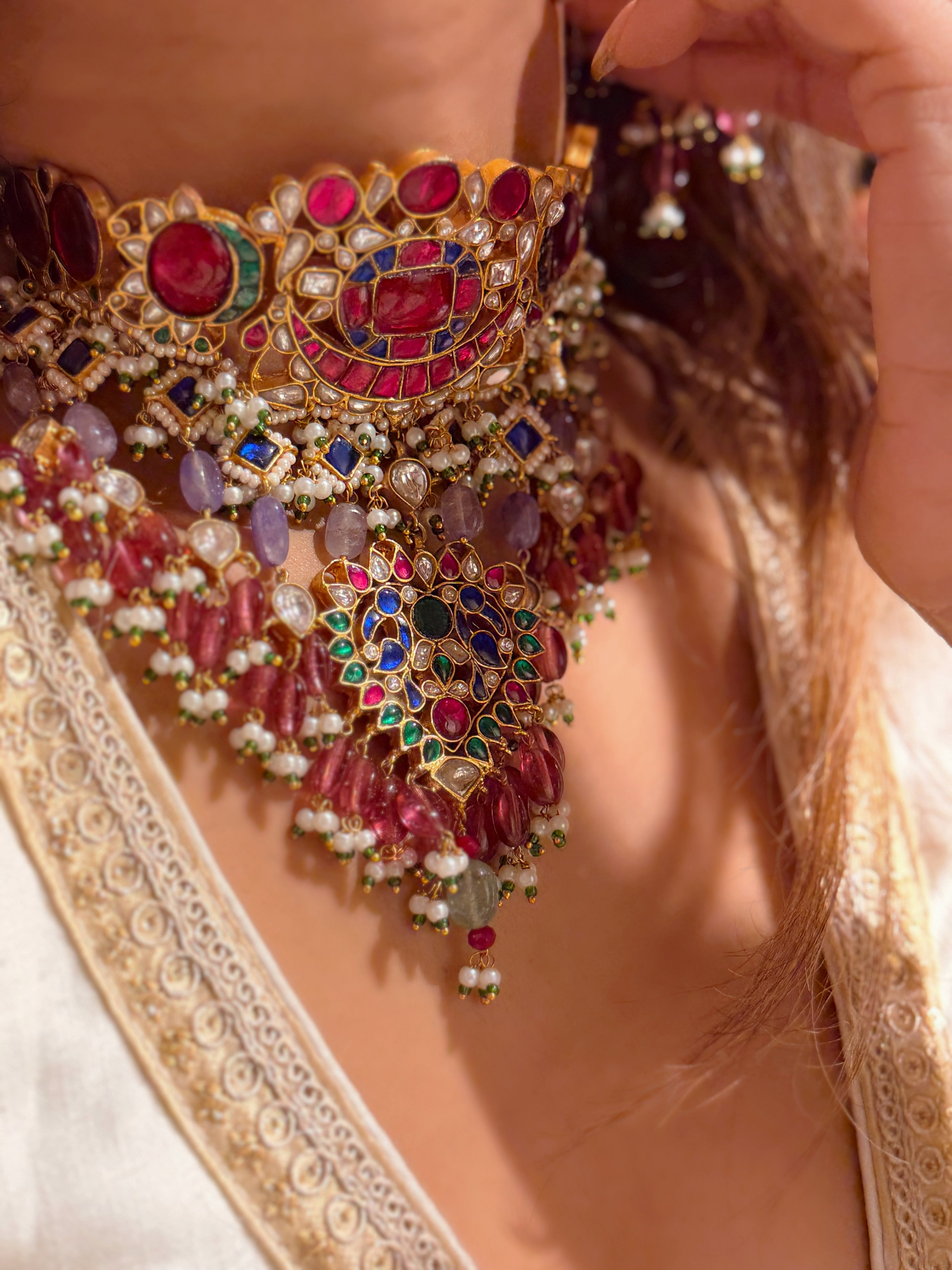 Angeela kundan choker