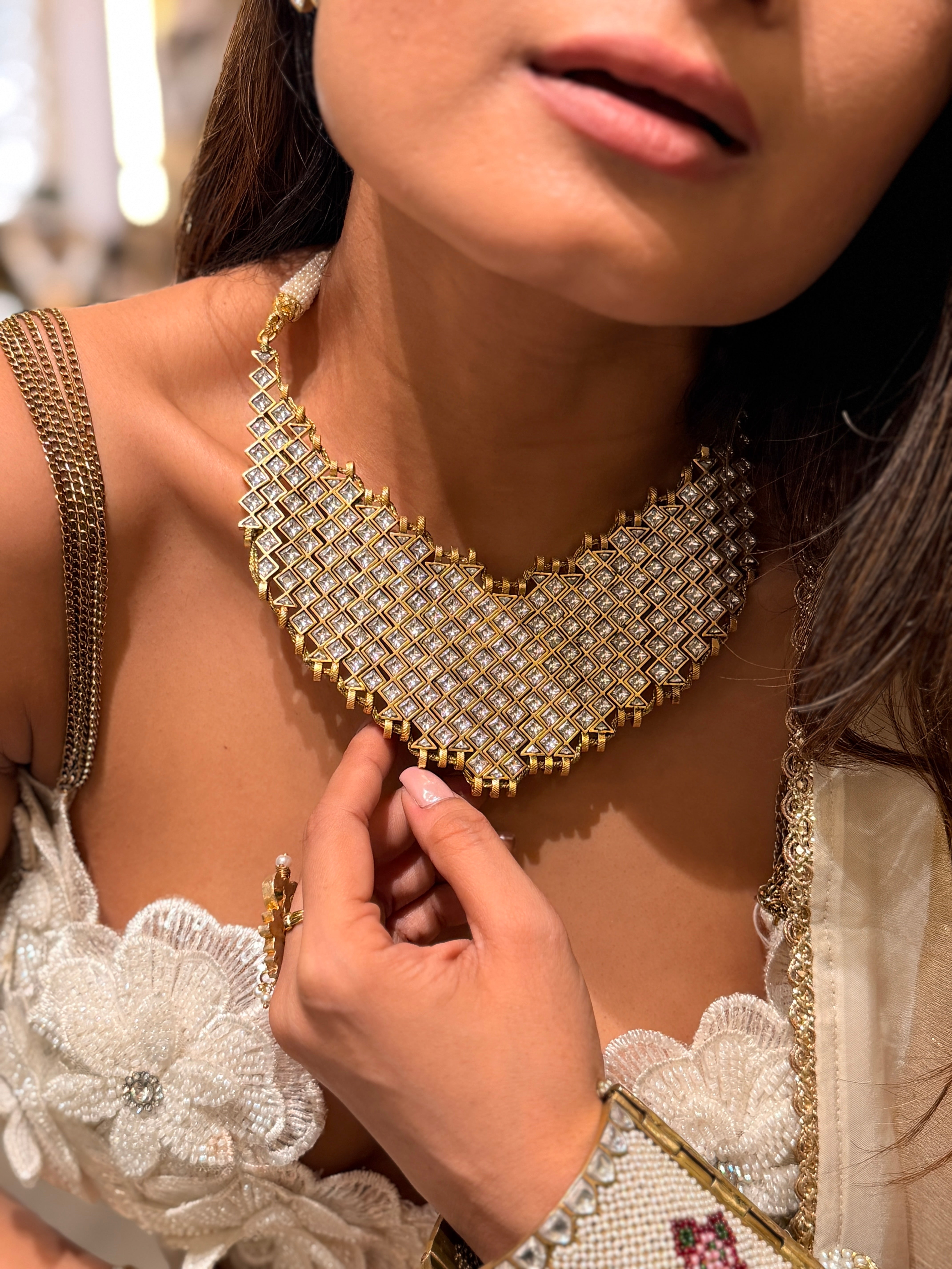 Zeenat Neck Piece - Mahira