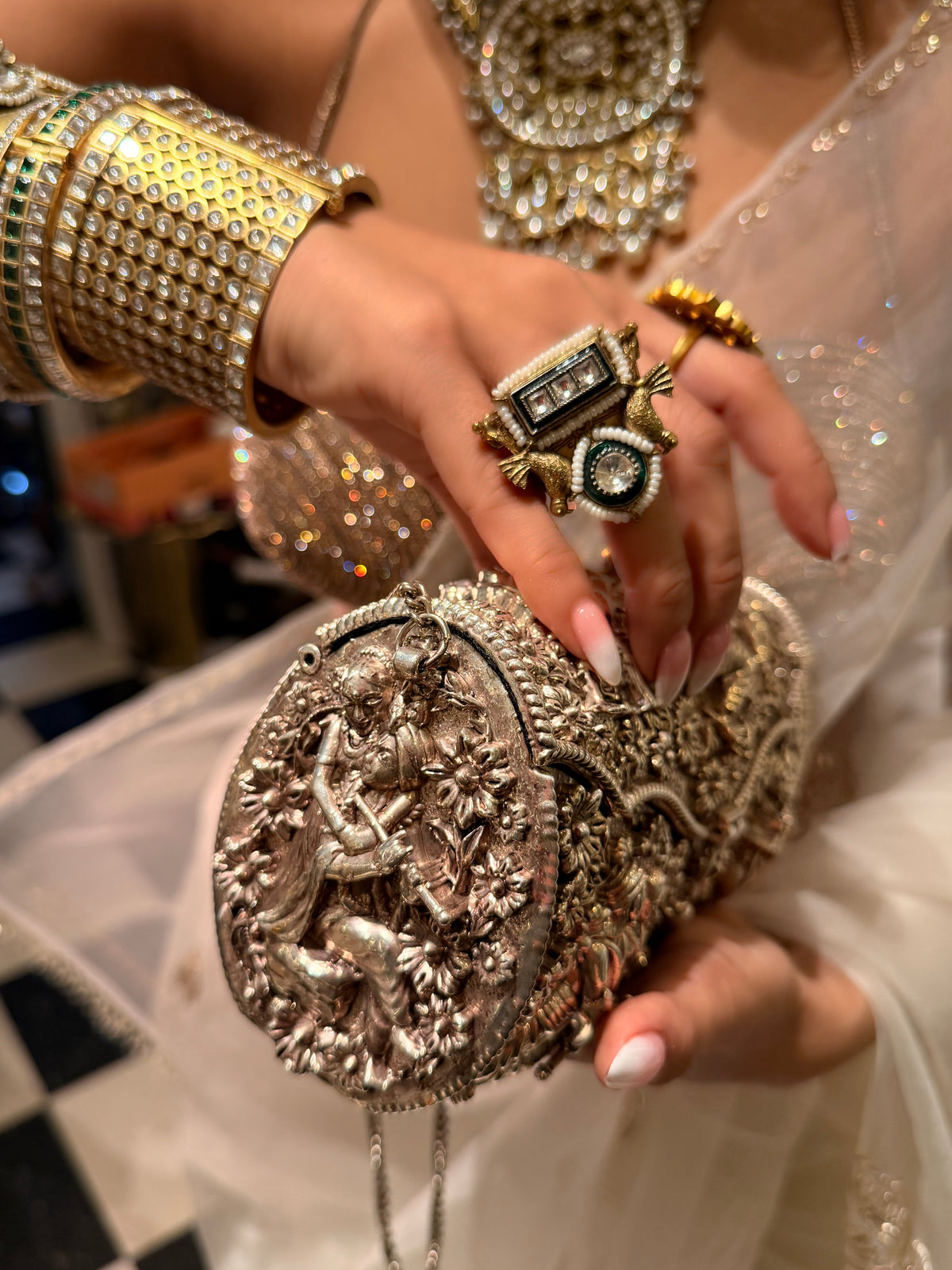 Garden of Divinity Clutch