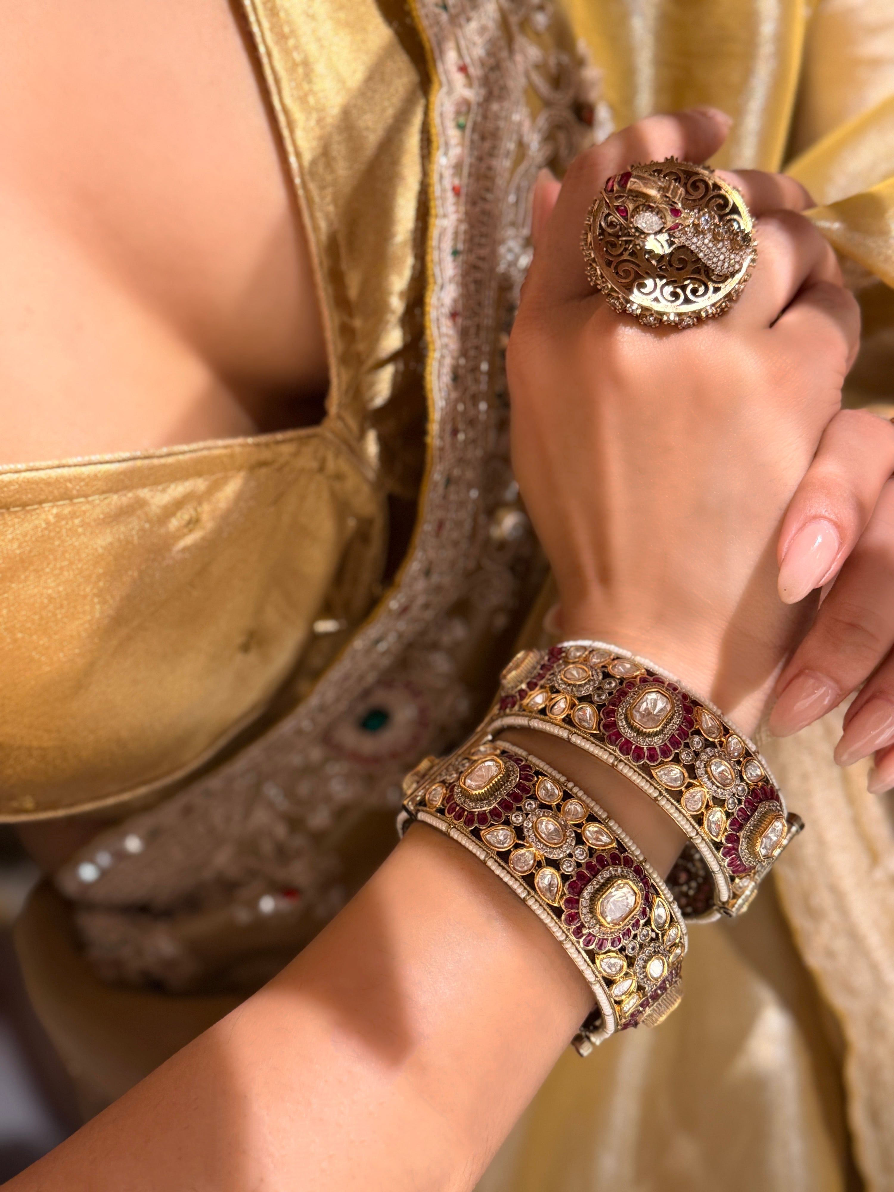 Mahodari Red polki Bangle