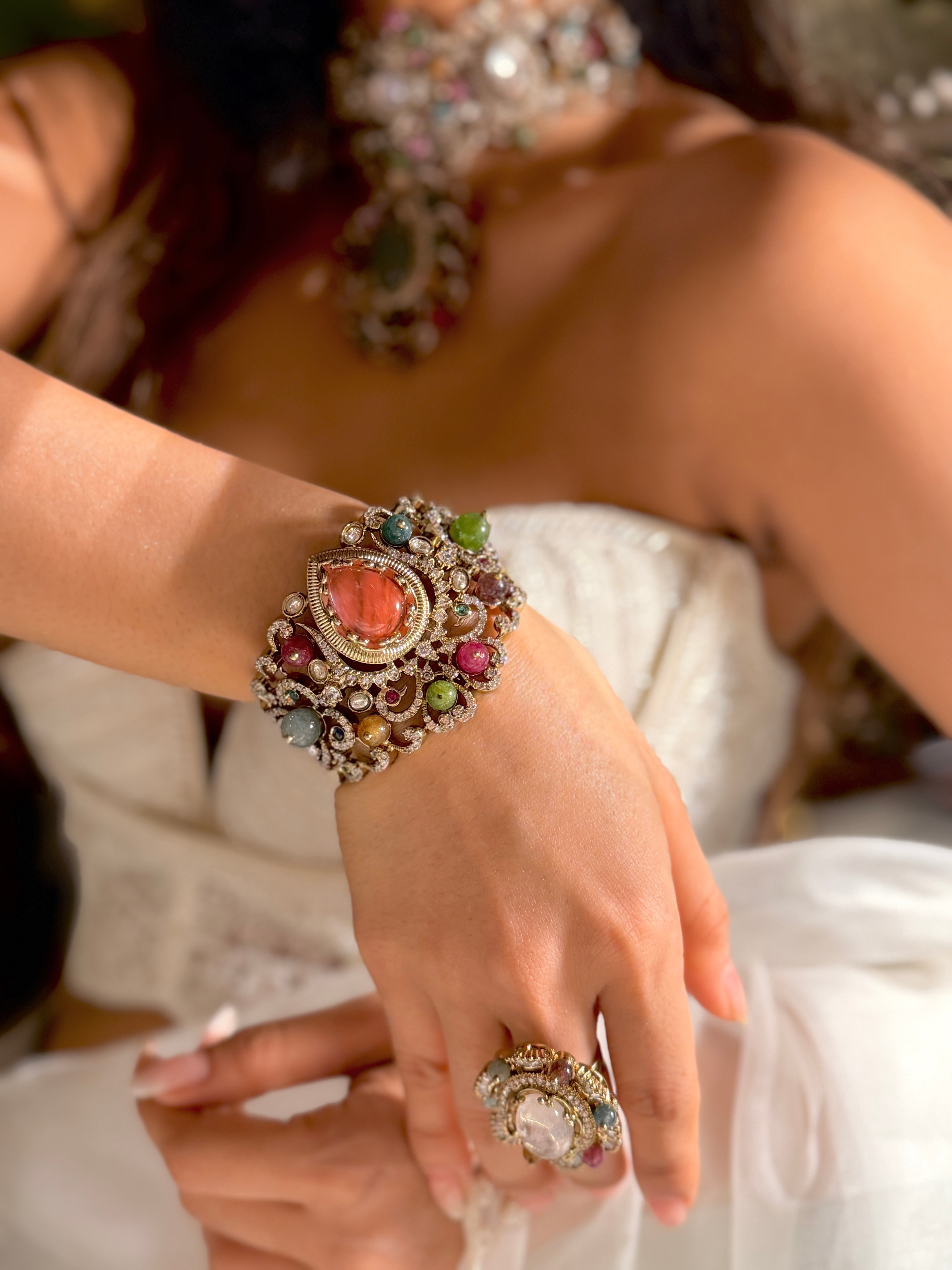 Twilight Gleam Bracelet- Elizabeth