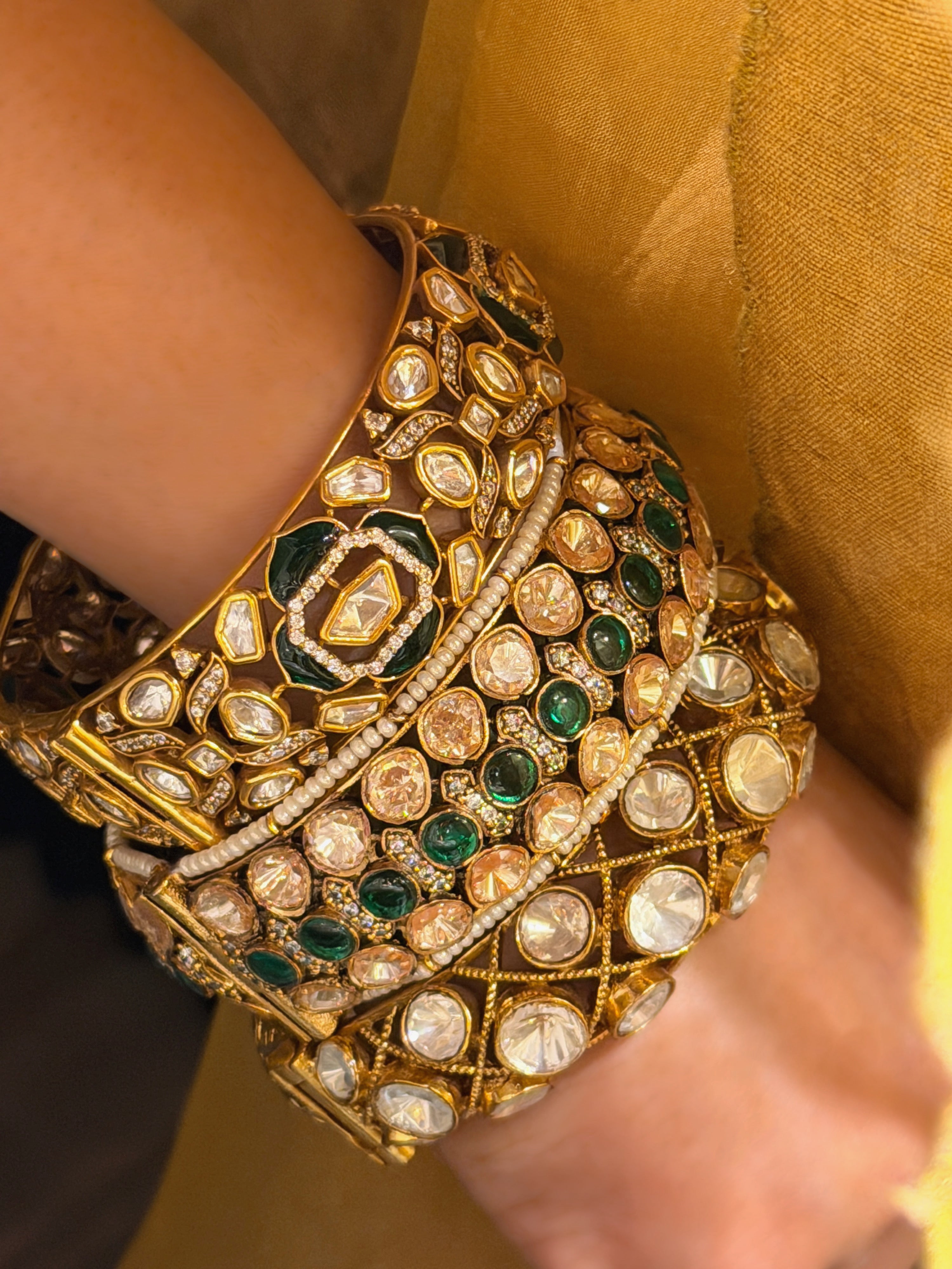 Rosette Bangle - Illuminate Luxe