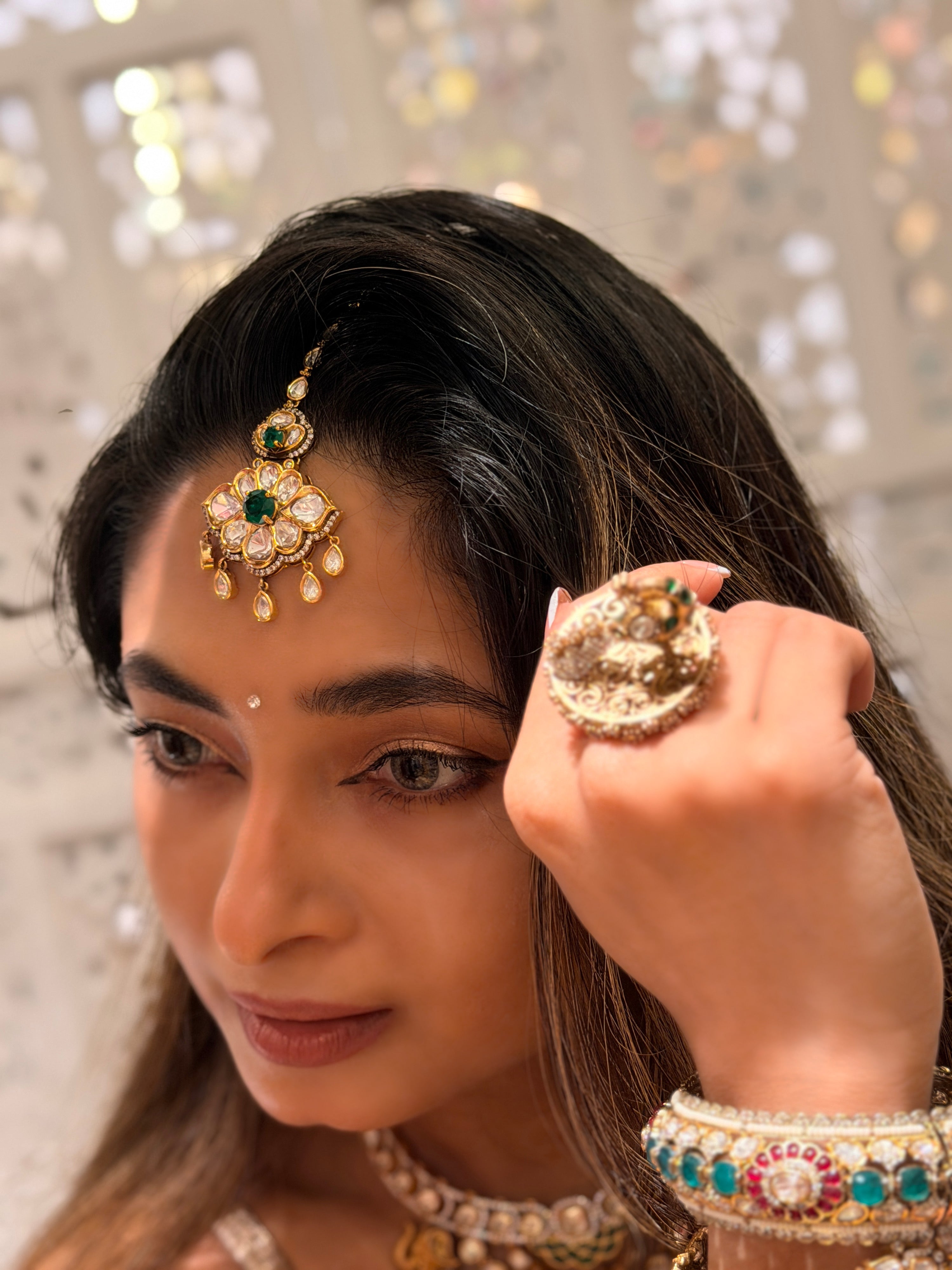 Zewaar Emerald Tika