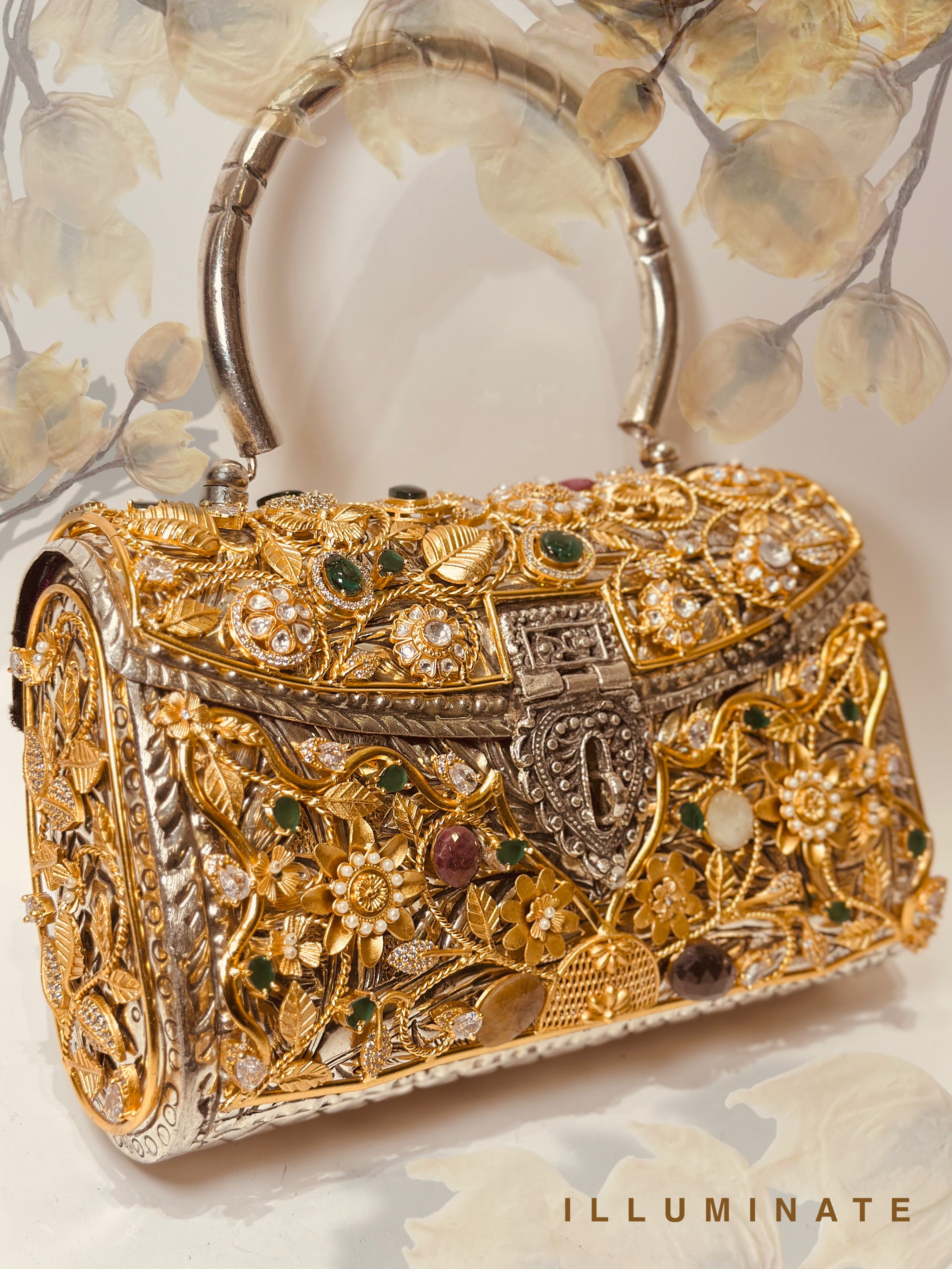 Floravera Royale Clutch