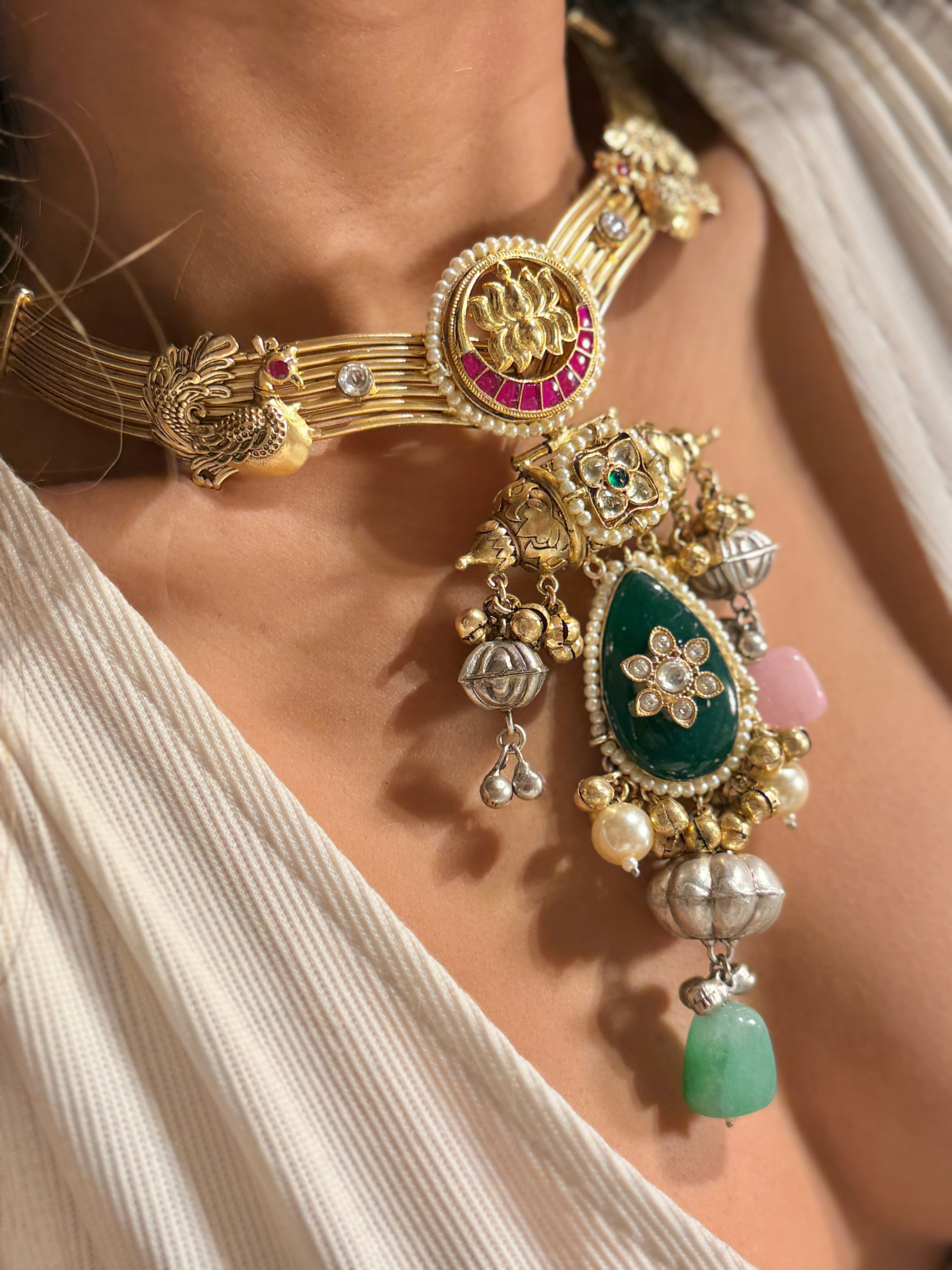Mor Hasli Romania Necklace