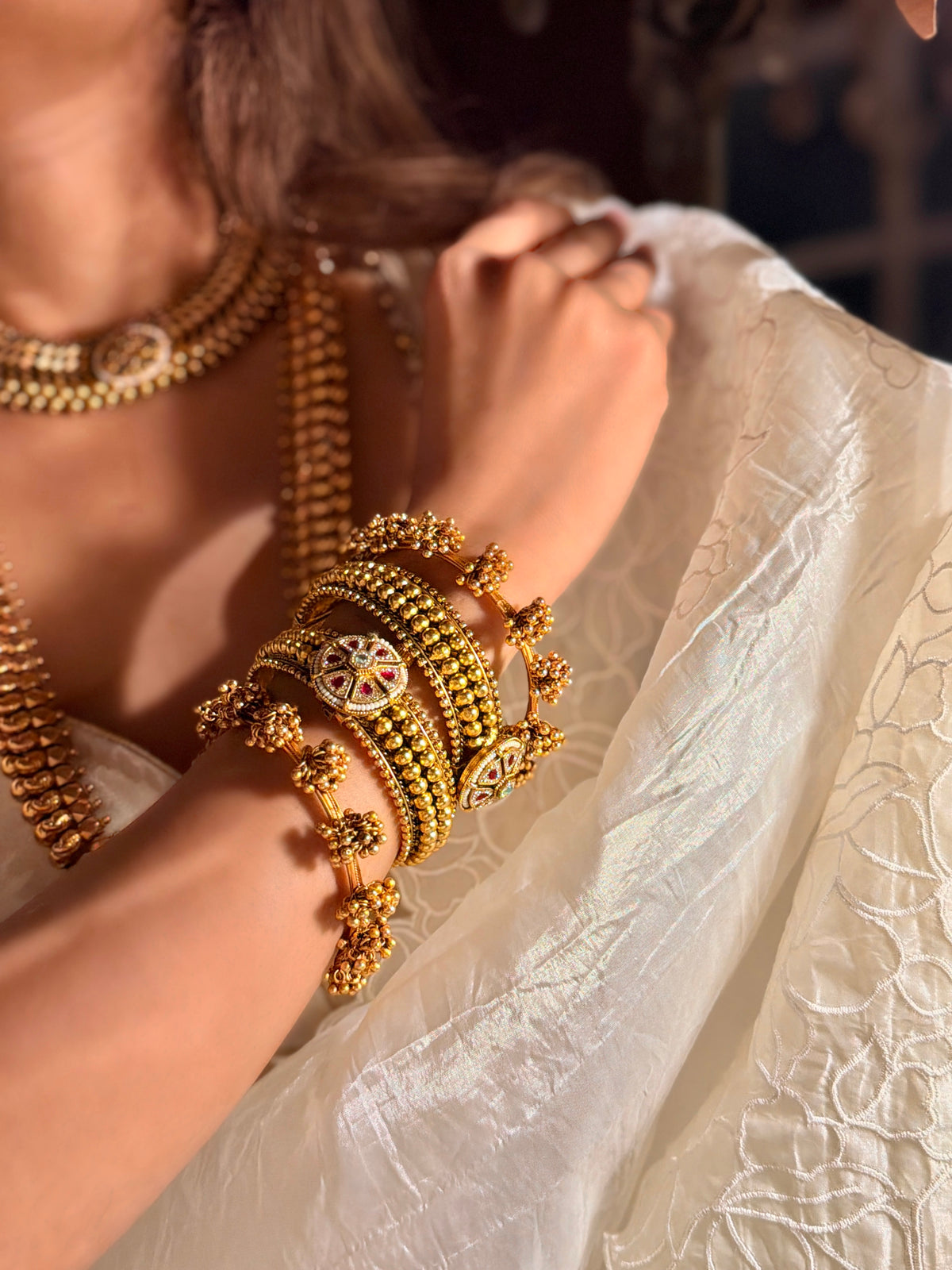 Swarnpushp Bangle