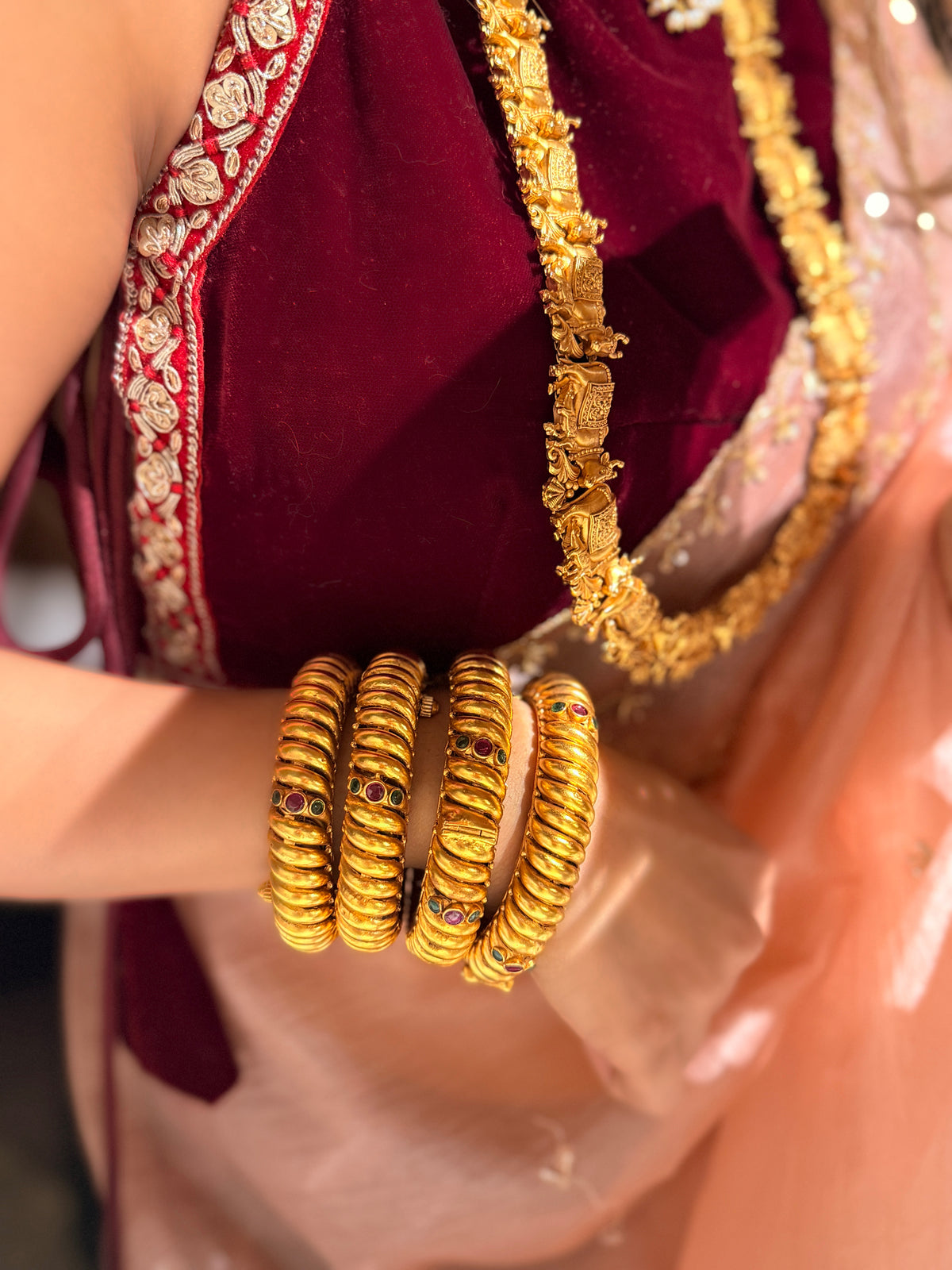 Sulakshmana Spiral Bangle