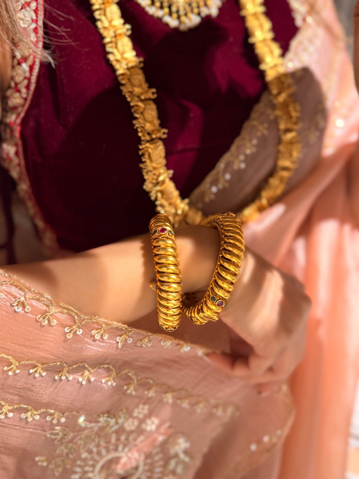 Sulakshmana Spiral Bangle