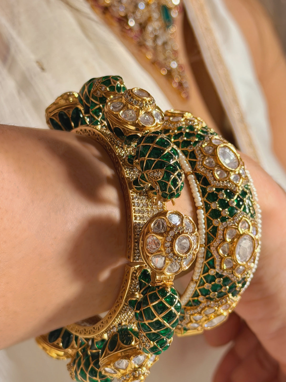 Mihika Emerald Gold polki Bangle