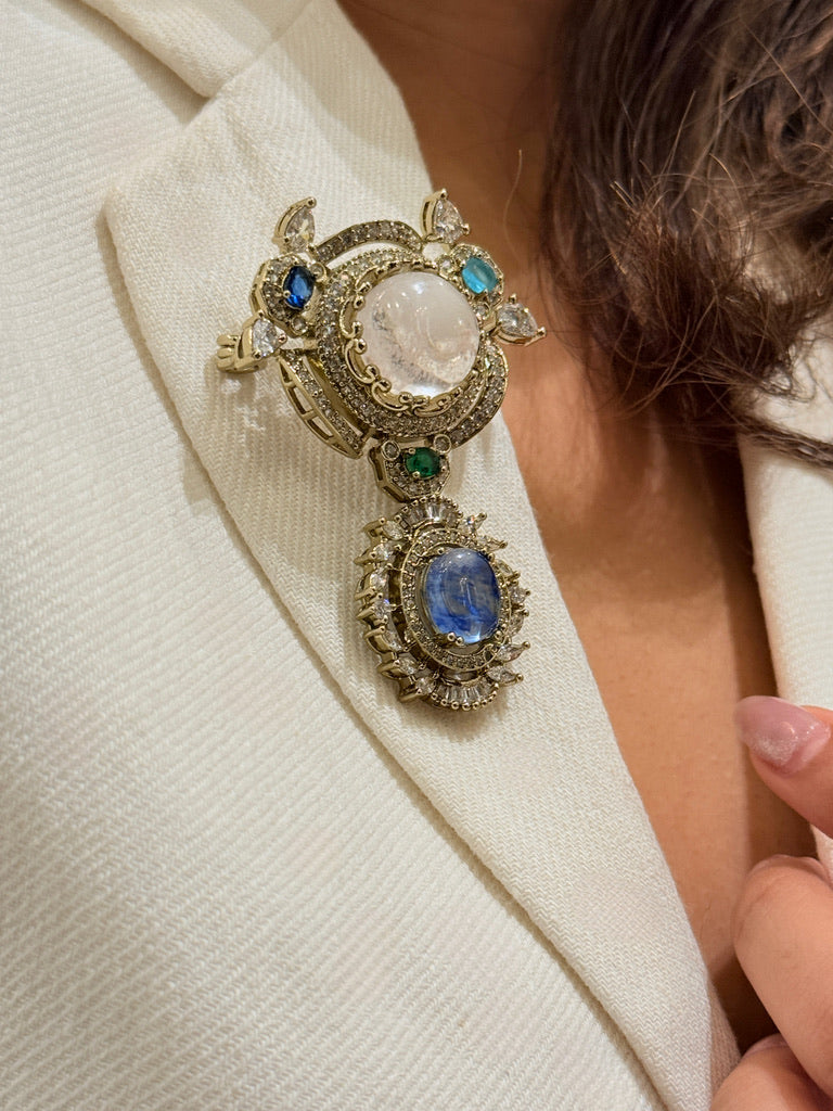 Crownlight-Brooch