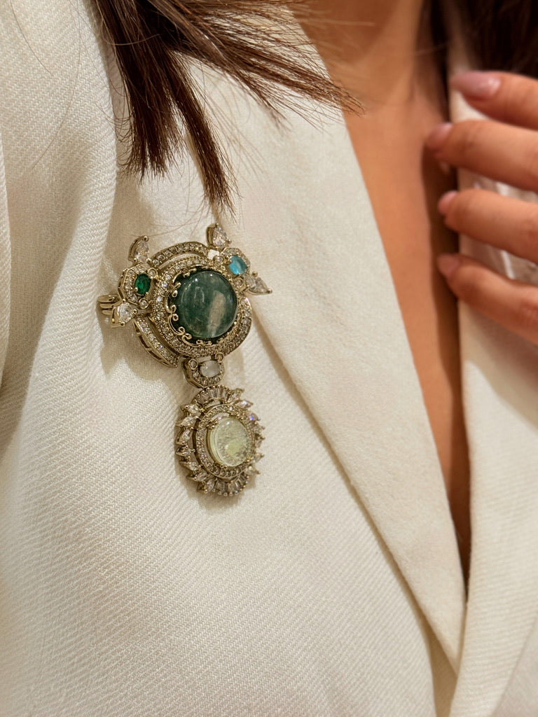 Crownlight-Brooch