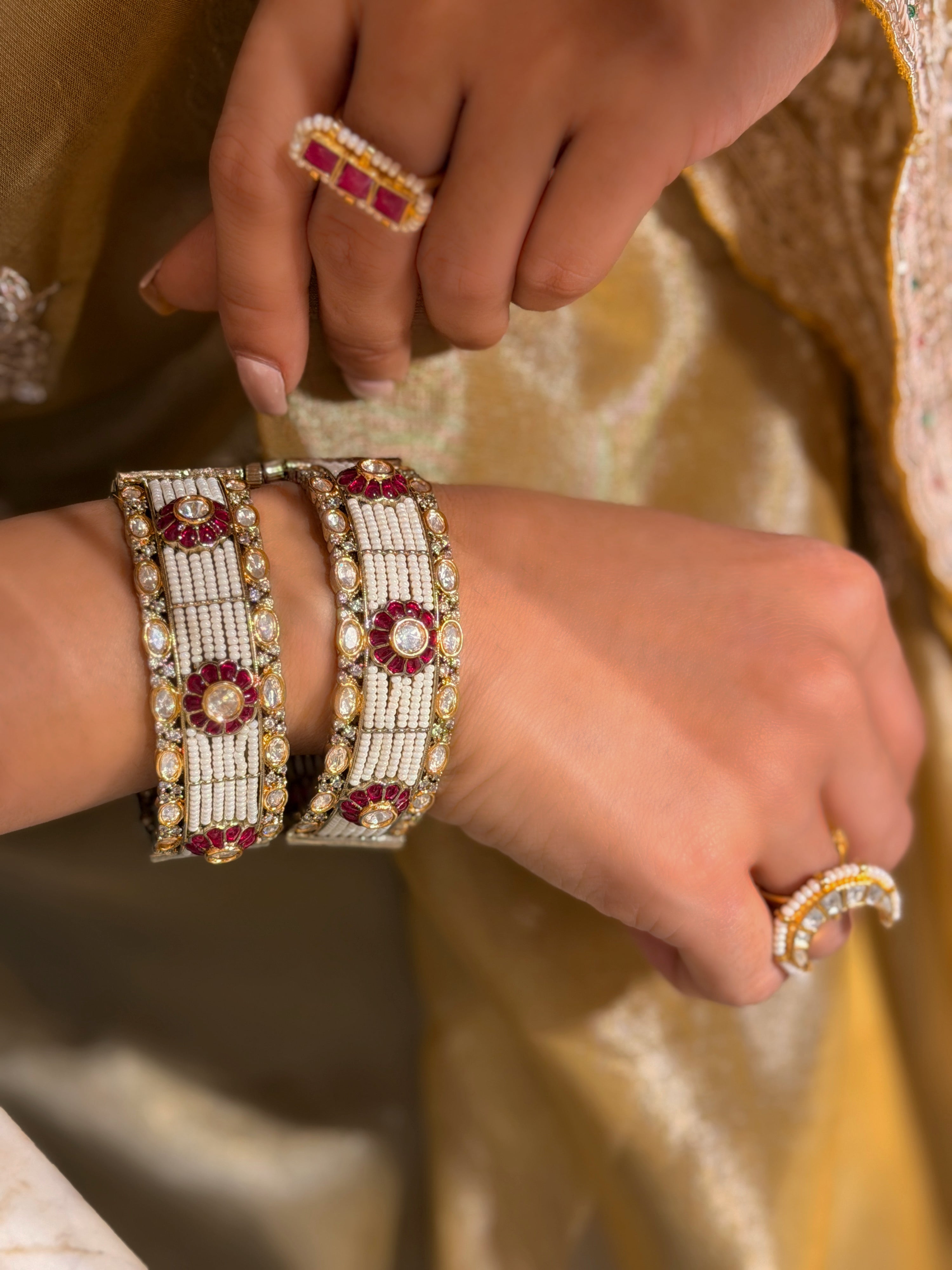 Moti Manikya Bangle