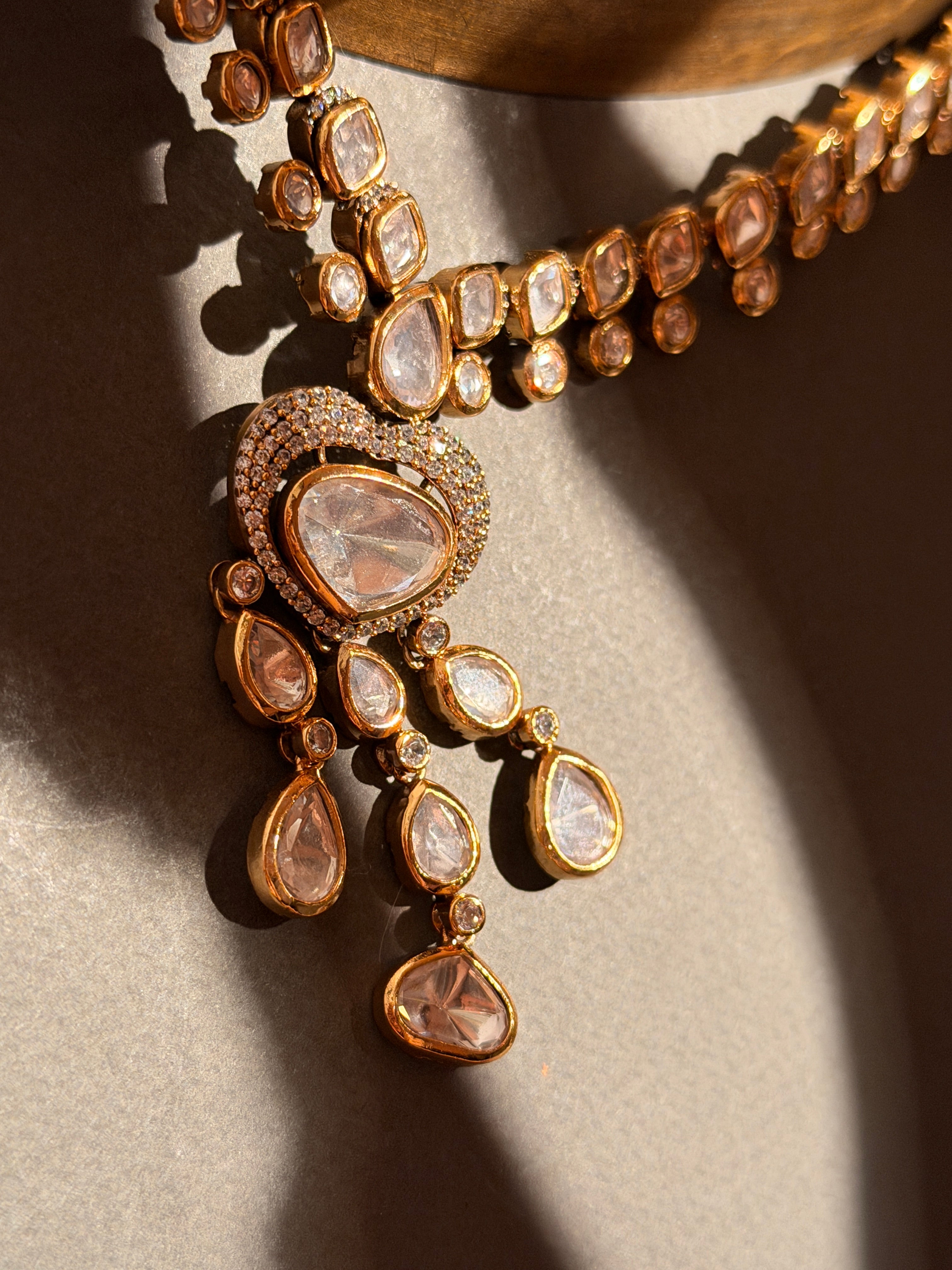 Dainty Tear Drop Necklace