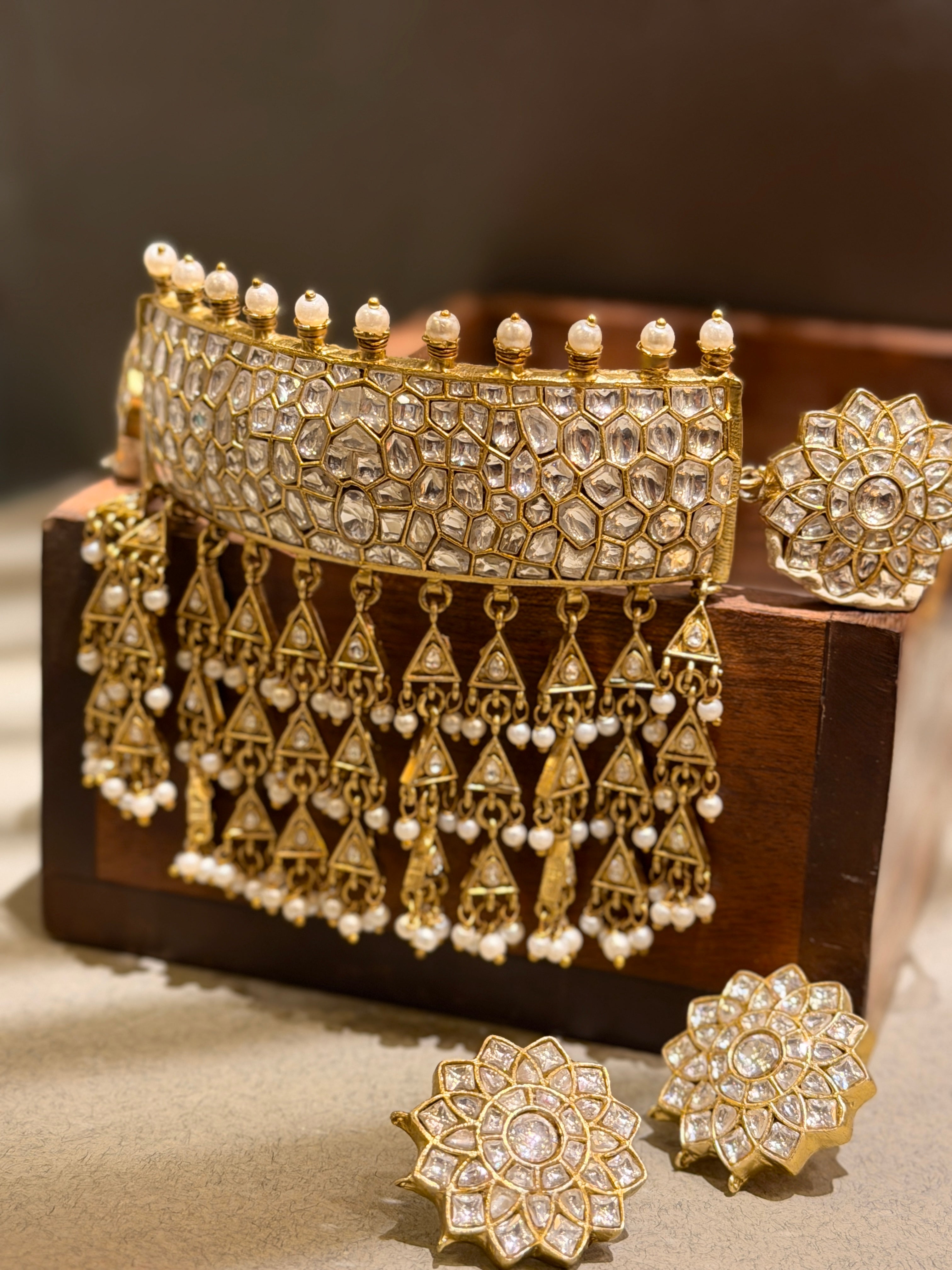 Zunair jadau Neck piece