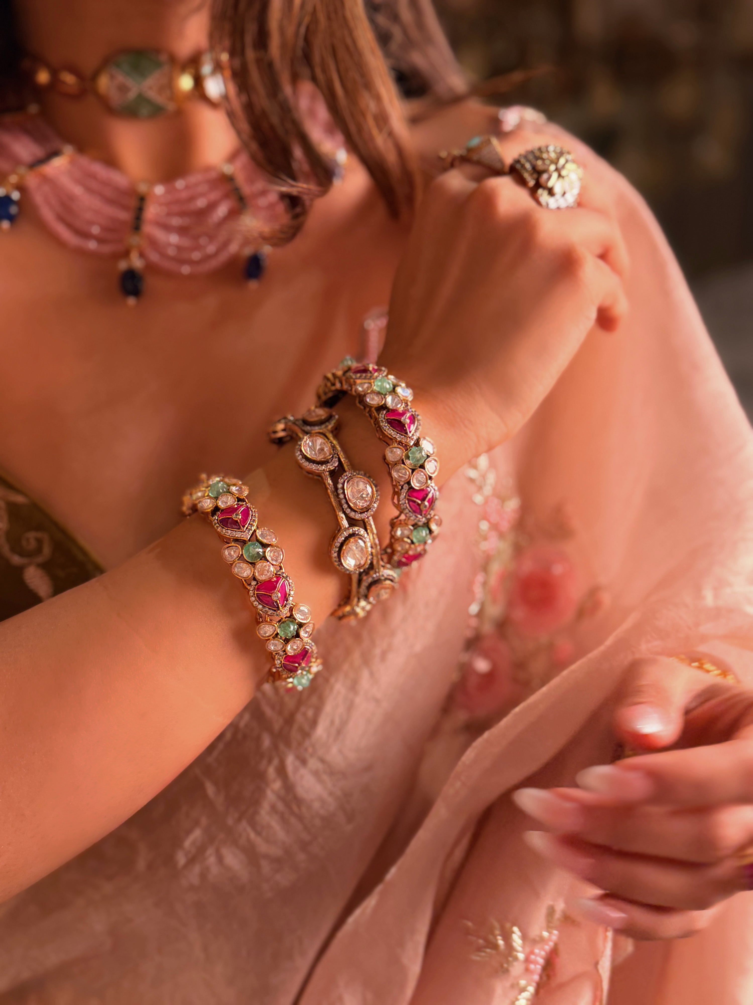 Yuvika Polki Bangle