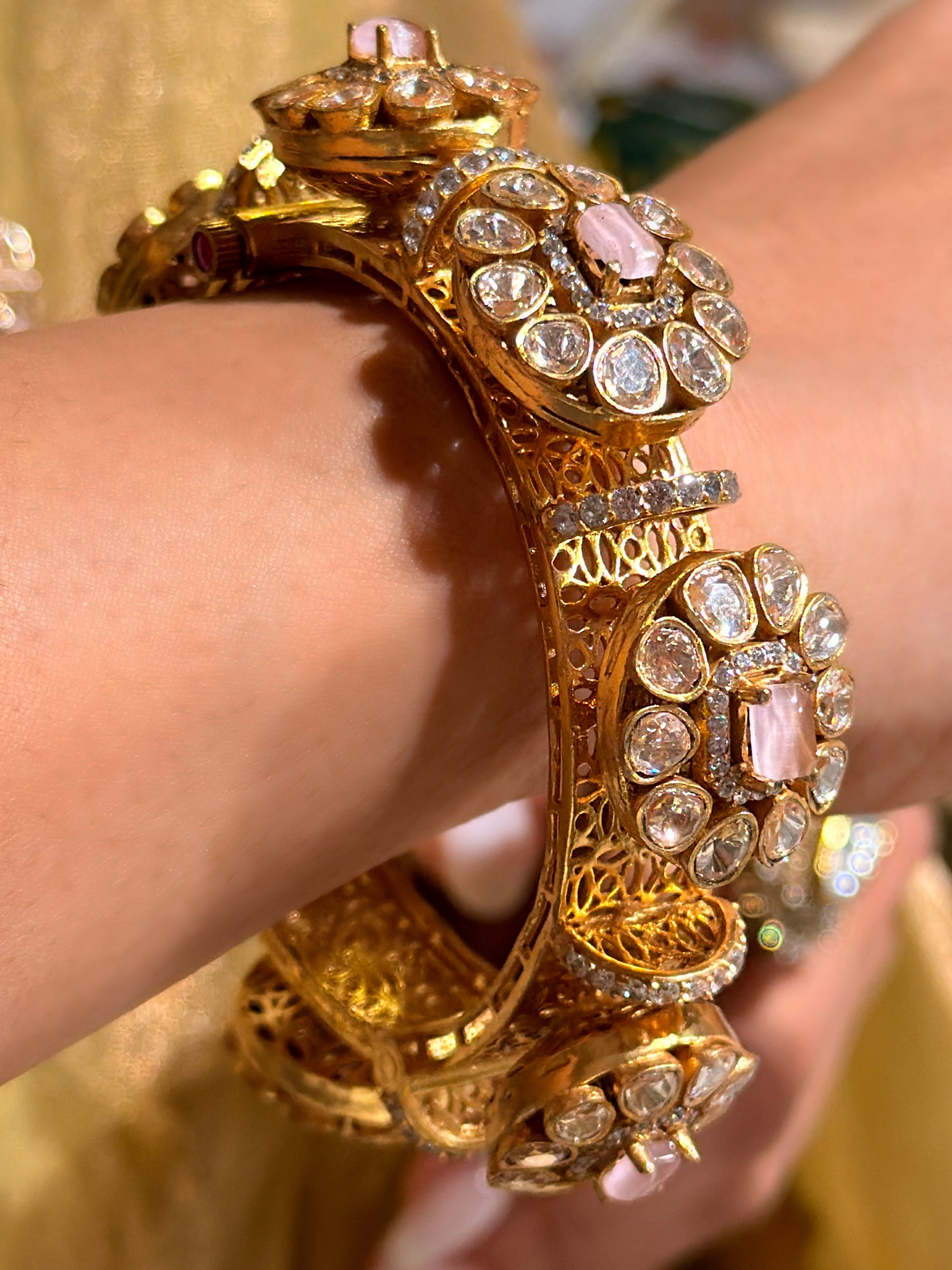 Neelam Moissanite polki Bangle