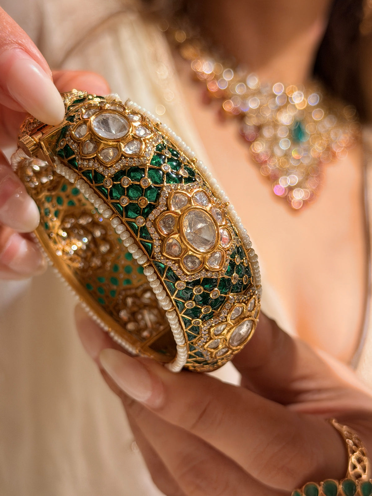 Siyani gold Floral Bangle