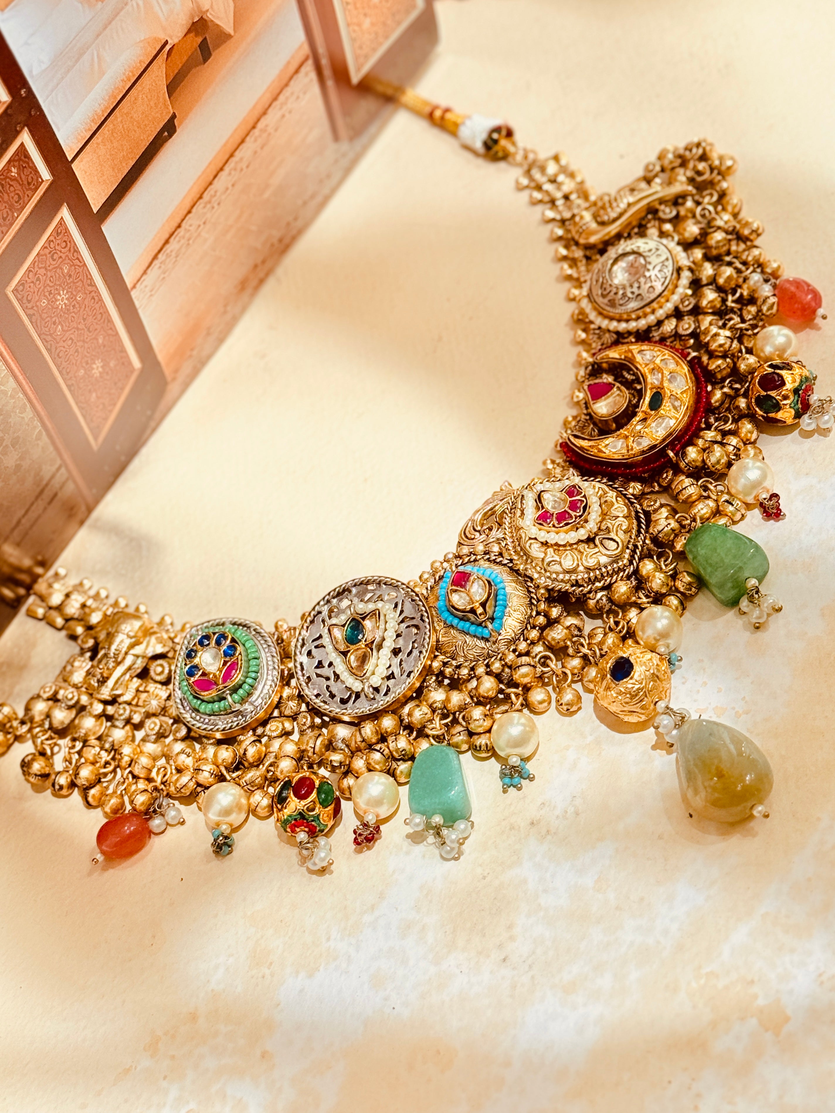 Veera fusion Neck piece