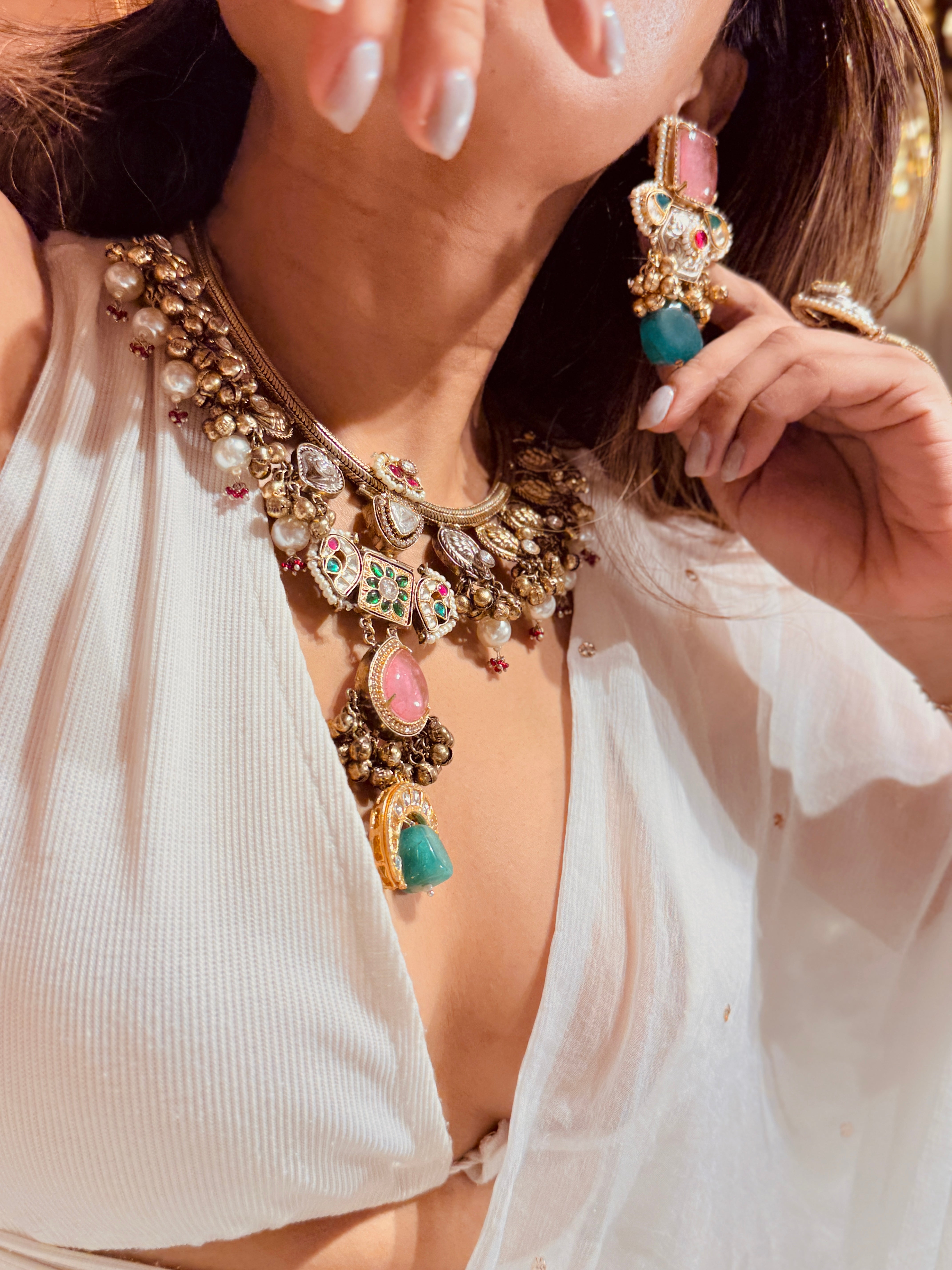 Naaz Necklace