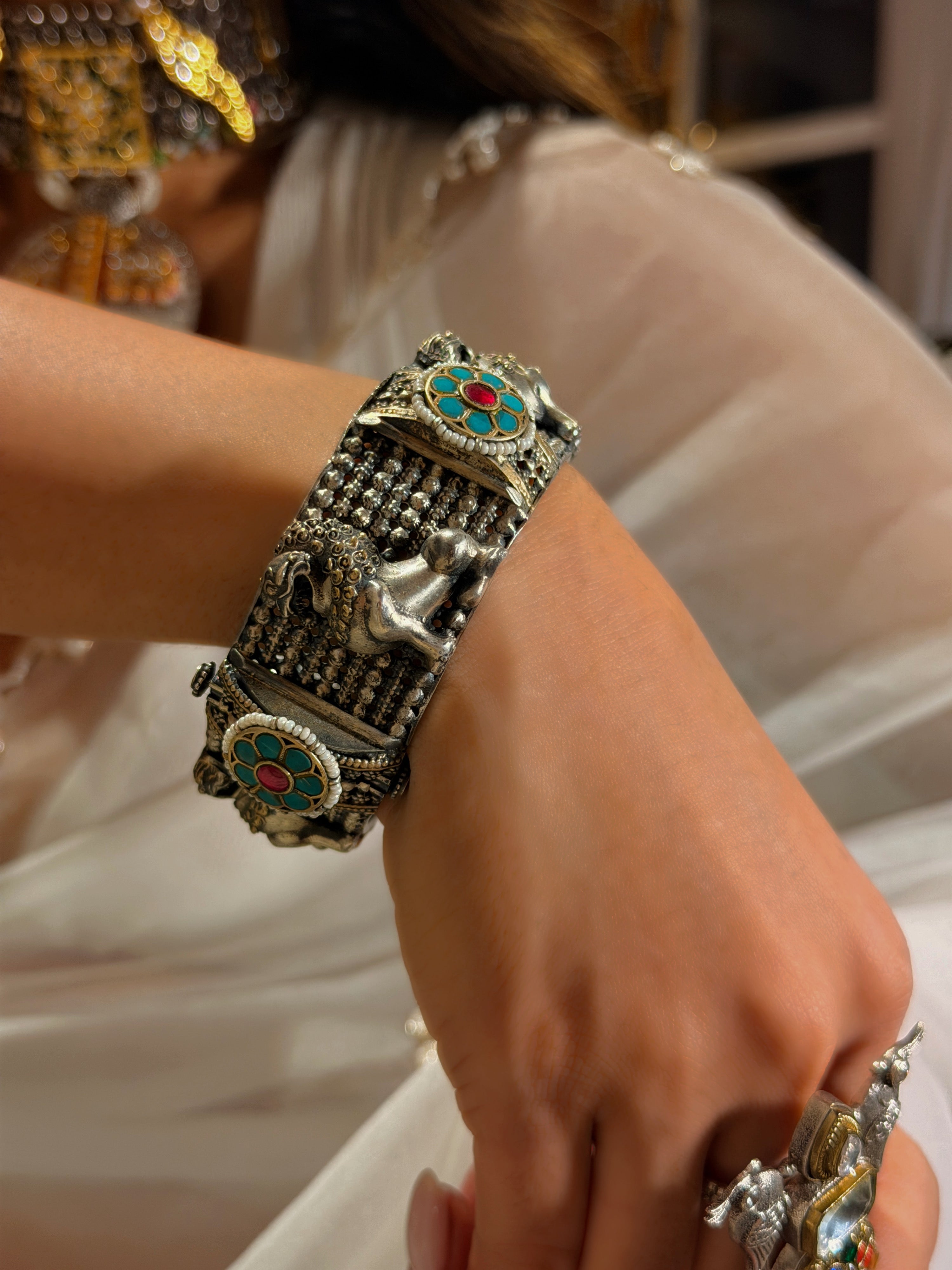 Rajmudra Bangle