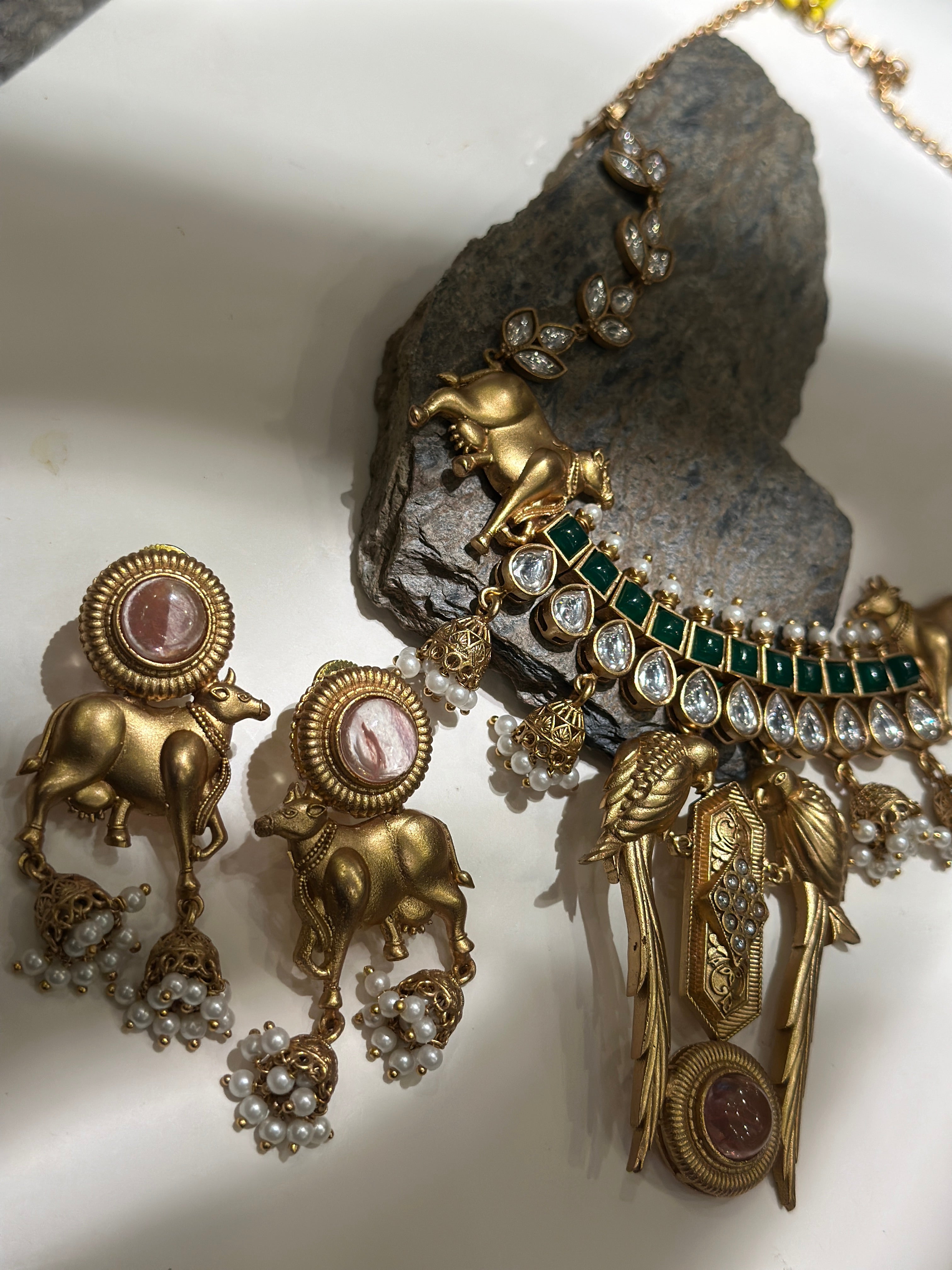 Kamadhenu Pankhuri Heritage Necklace