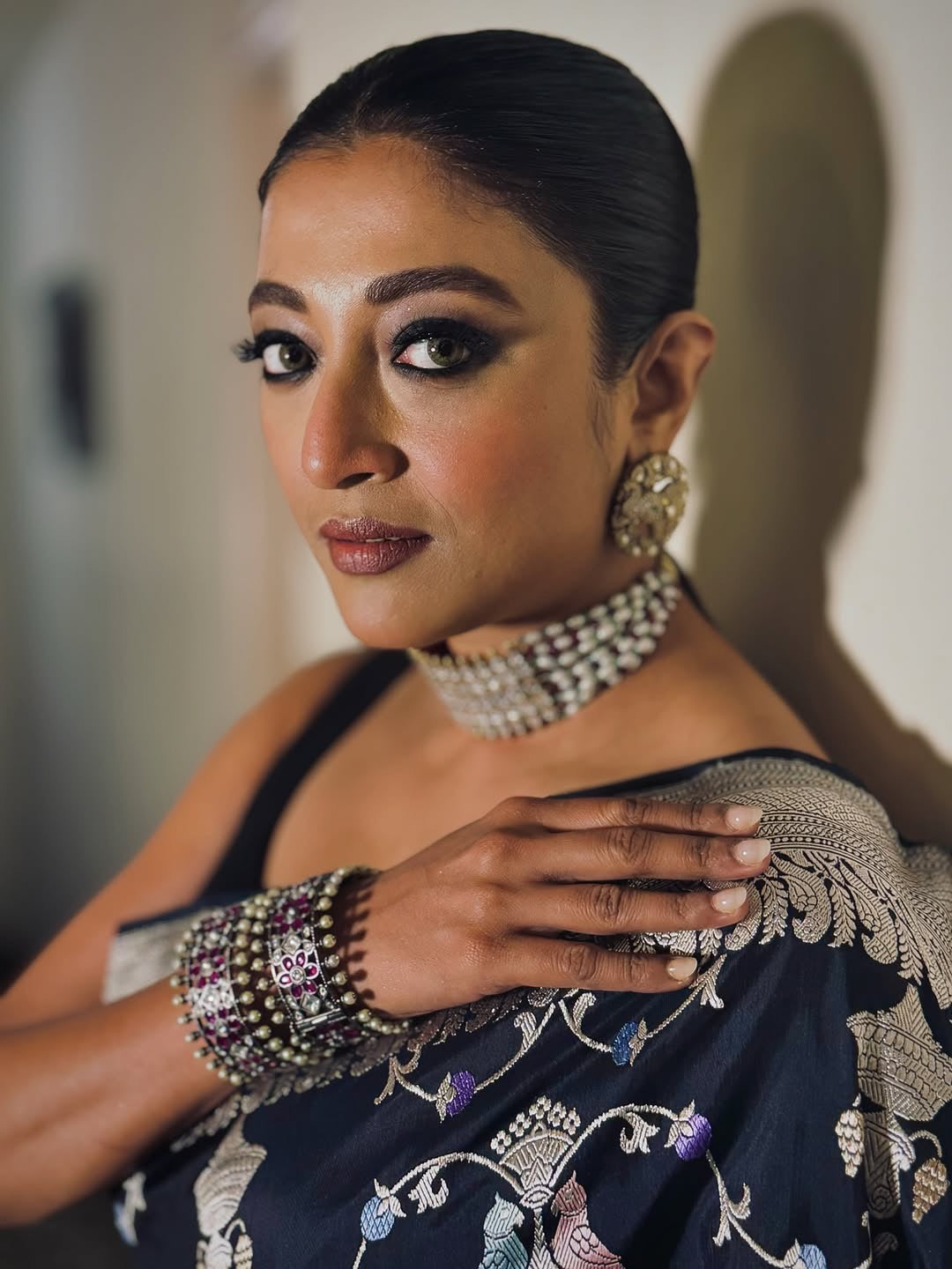 Antique Silver phool moti bangle - MAHIRA