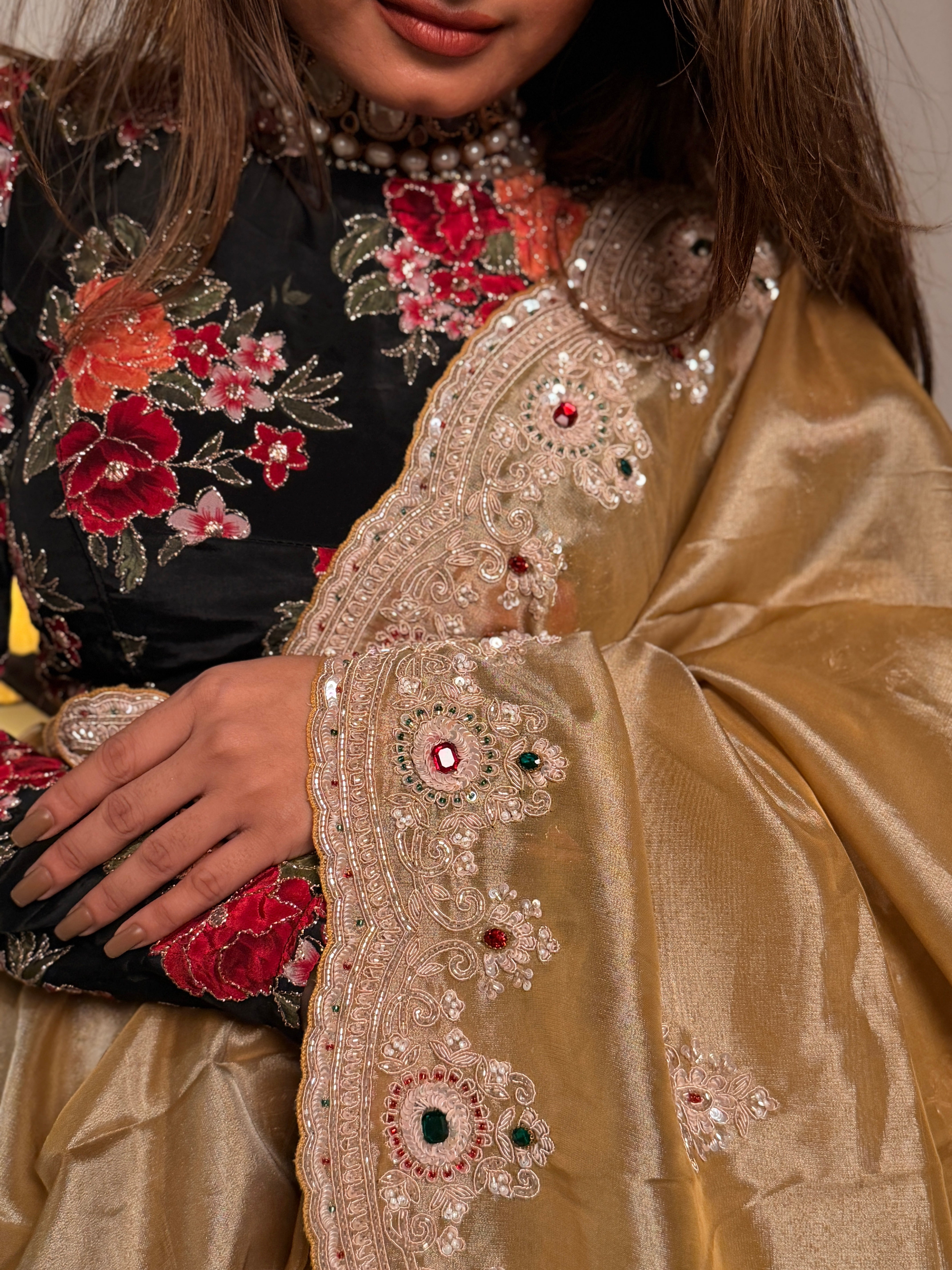 Golden Heirloom Tissue kanjivaran Zardosi saree