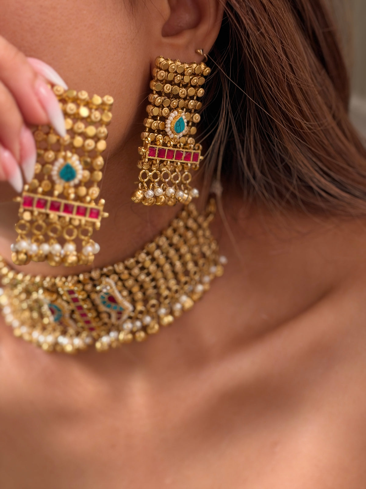 Swara Fusion Choker
