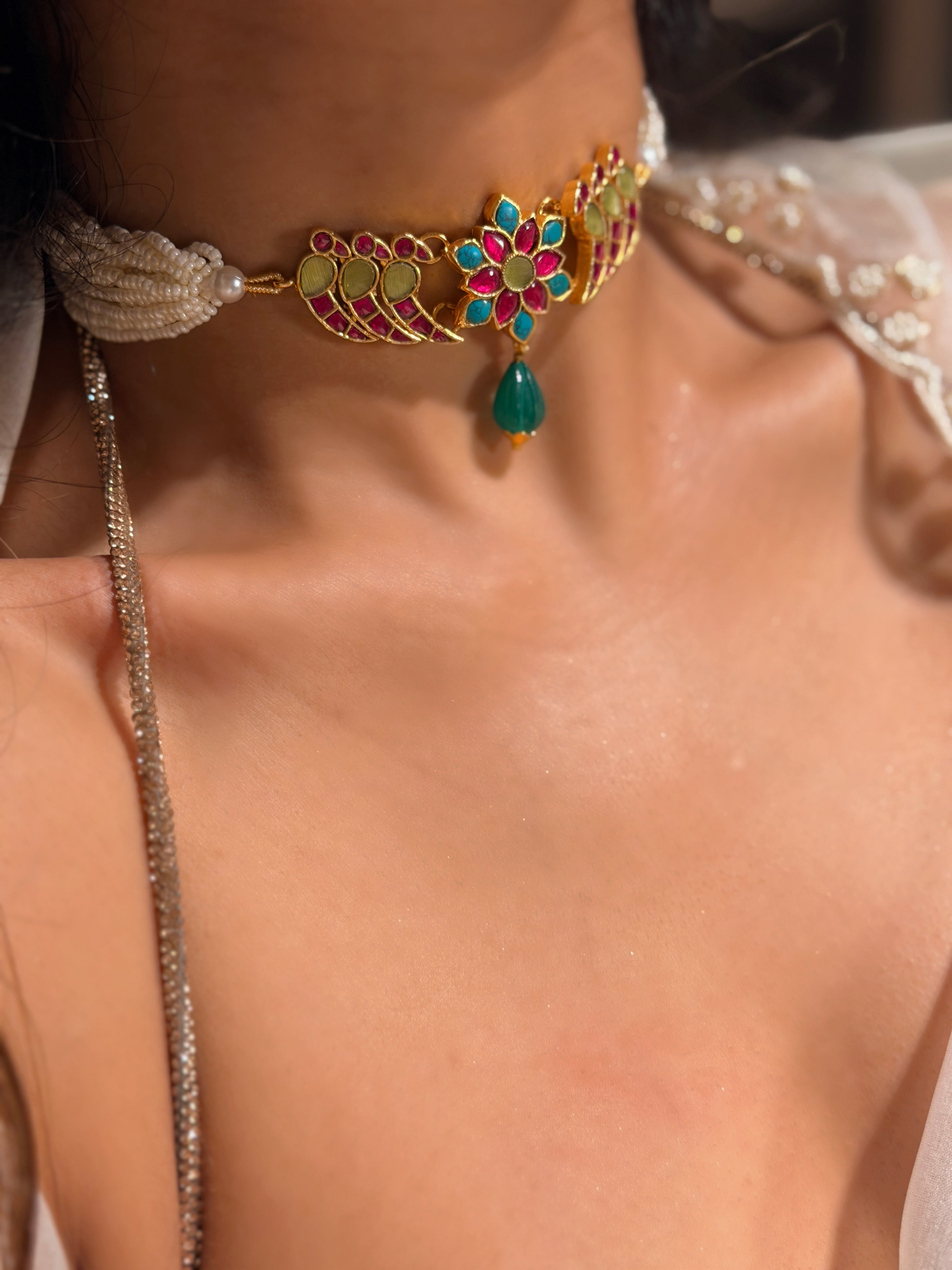 Pankhuri jadau Choker