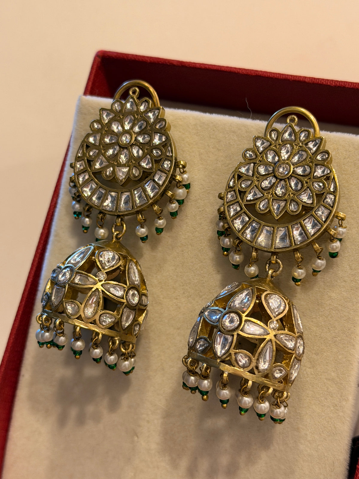 Nargis Jhumki - Mahira