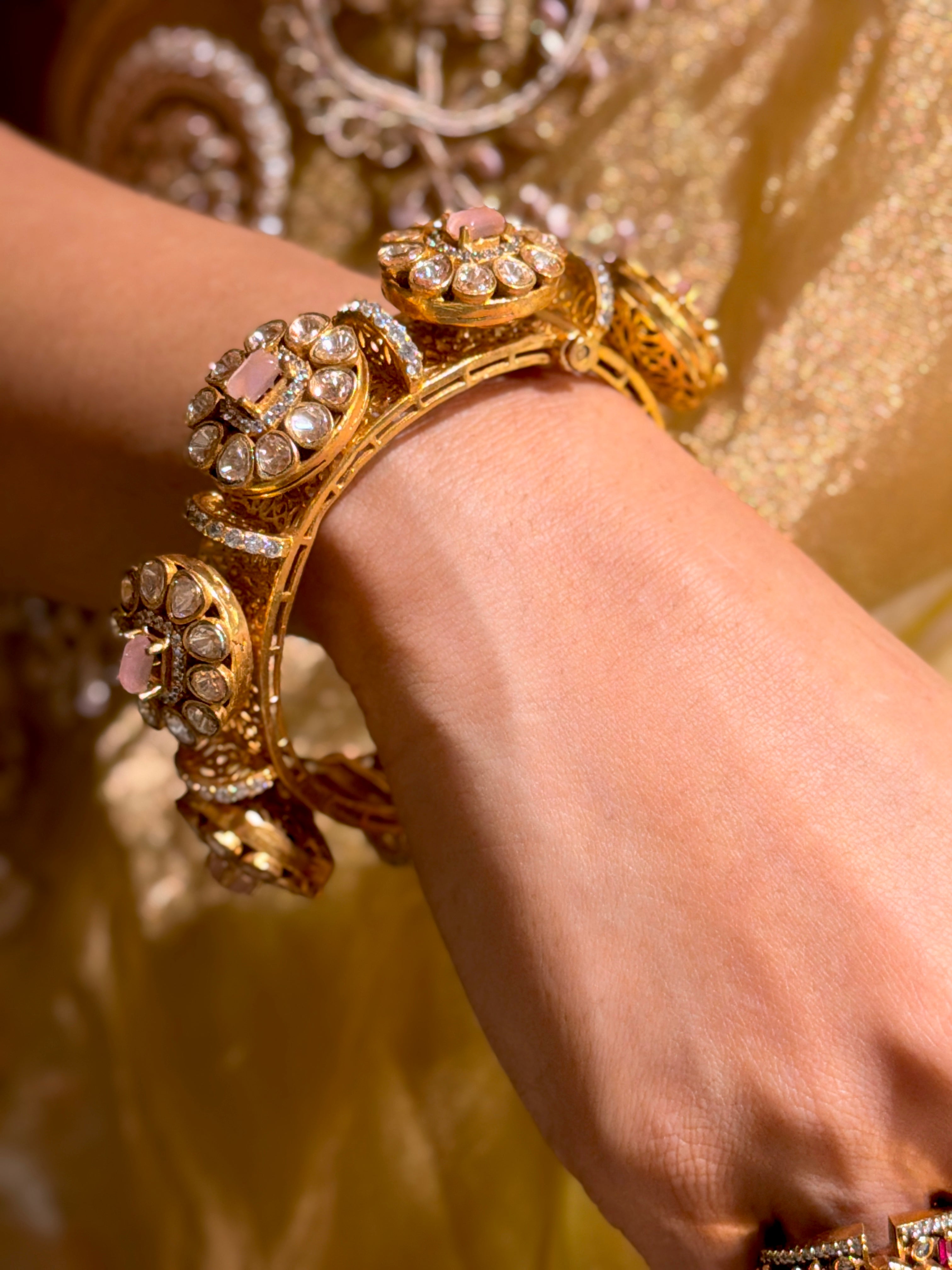Neelam Moissanite polki Bangle