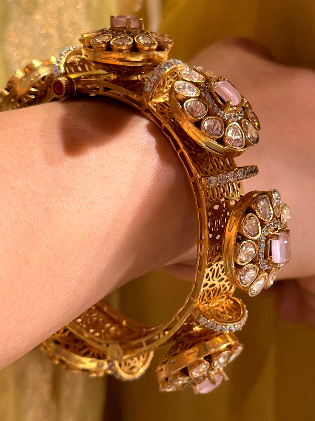 Neelam Moissanite polki Bangle