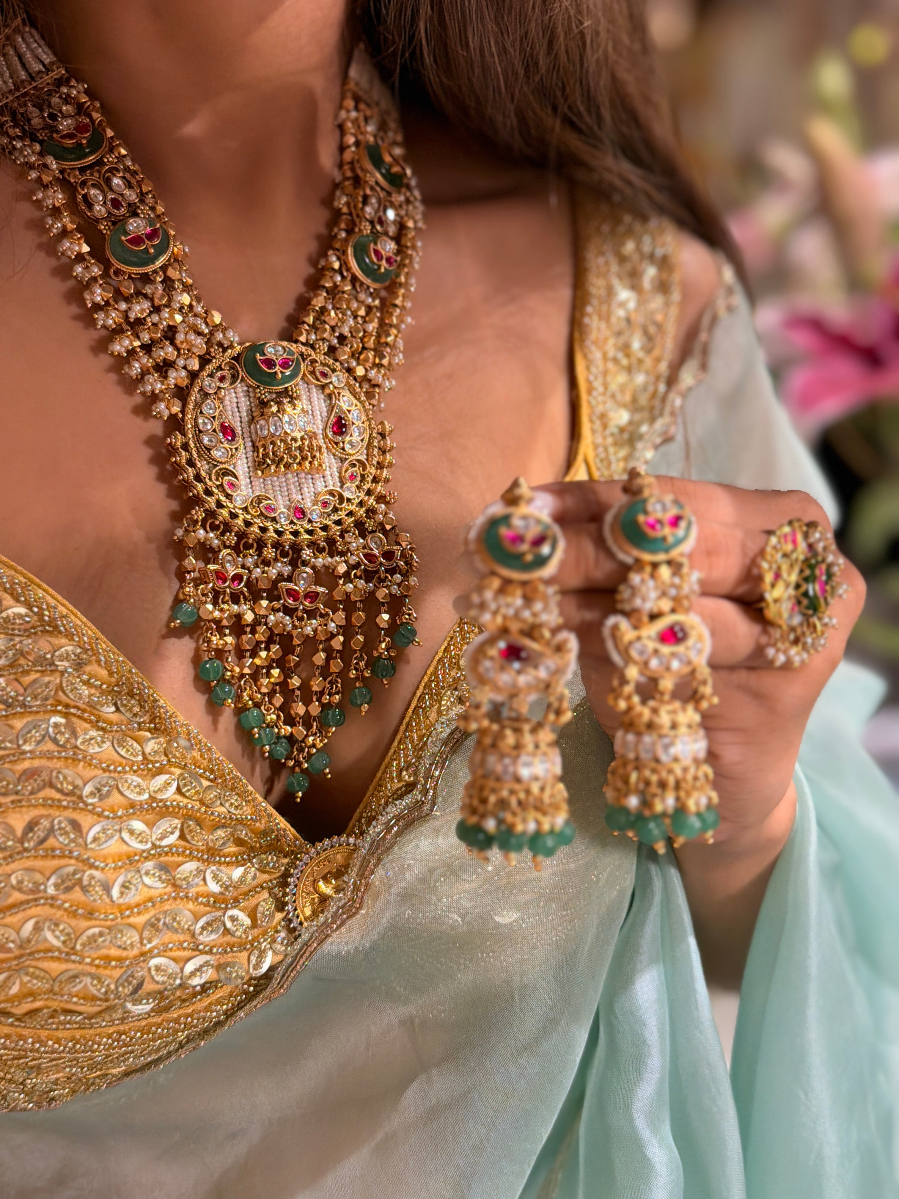 Tvesha gold plated Rajwadi Necklace