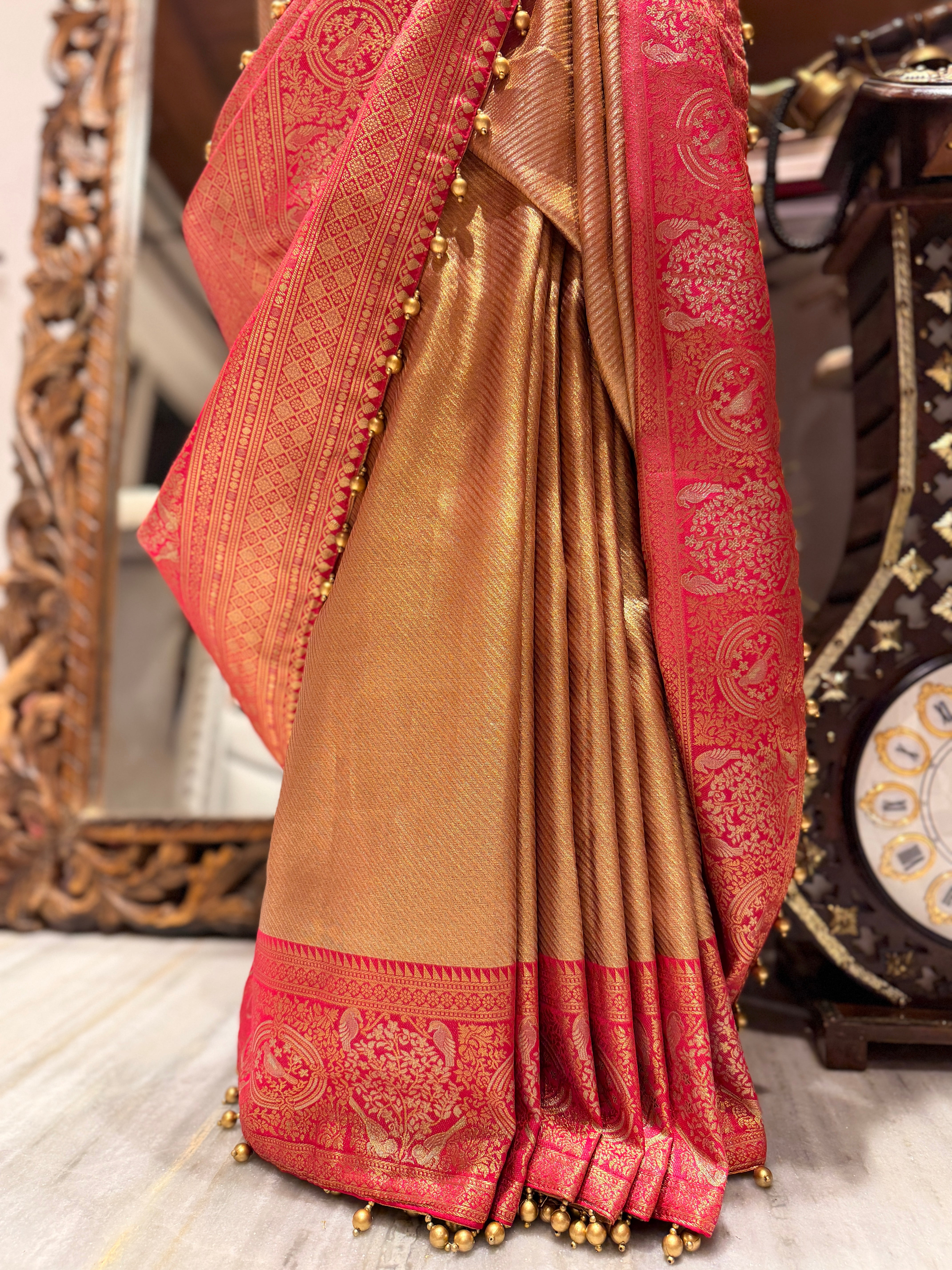 Sunheri Paisley Sona-Rupa zari Saree
