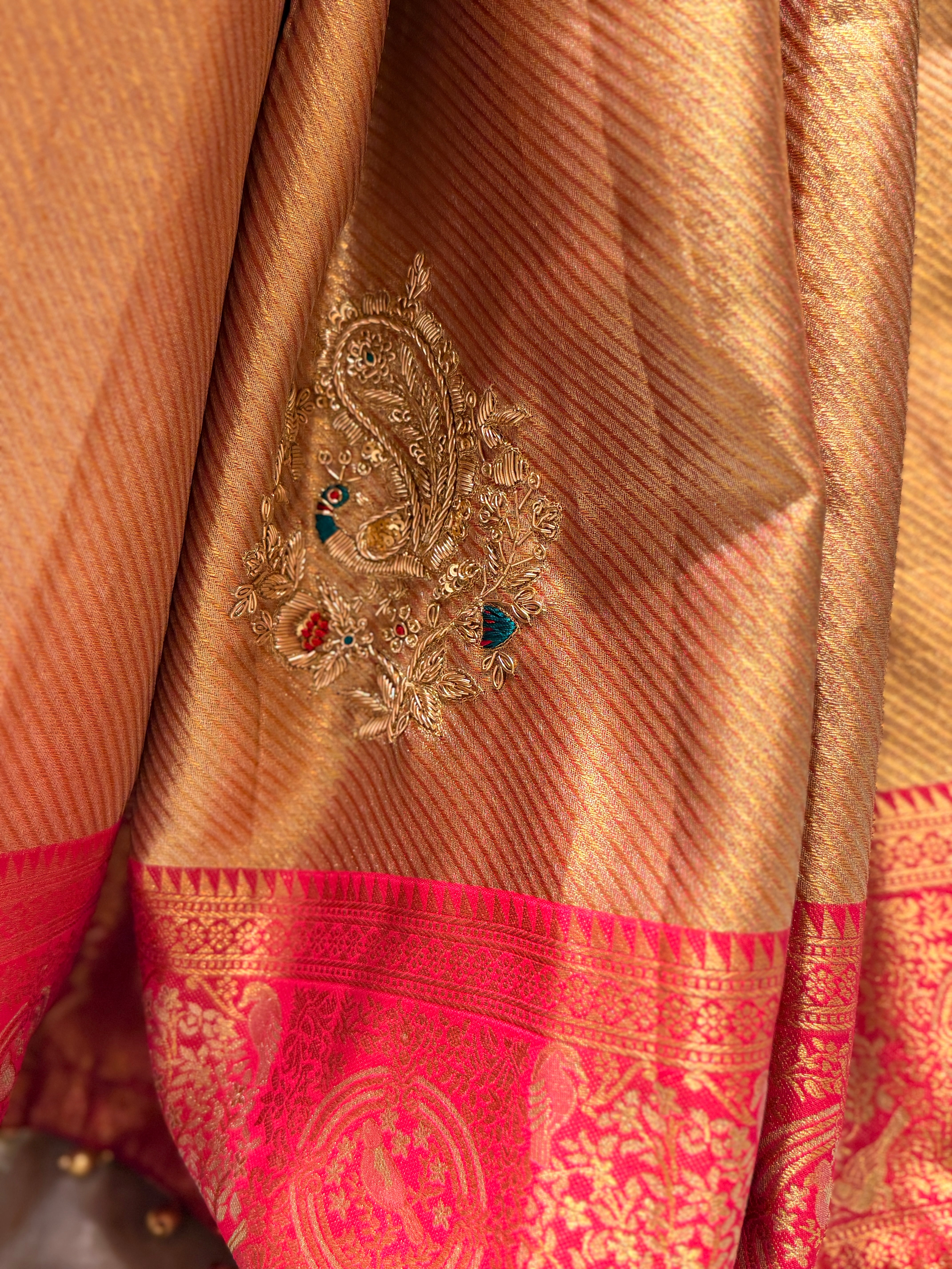Sunheri Paisley Sona-Rupa zari Saree