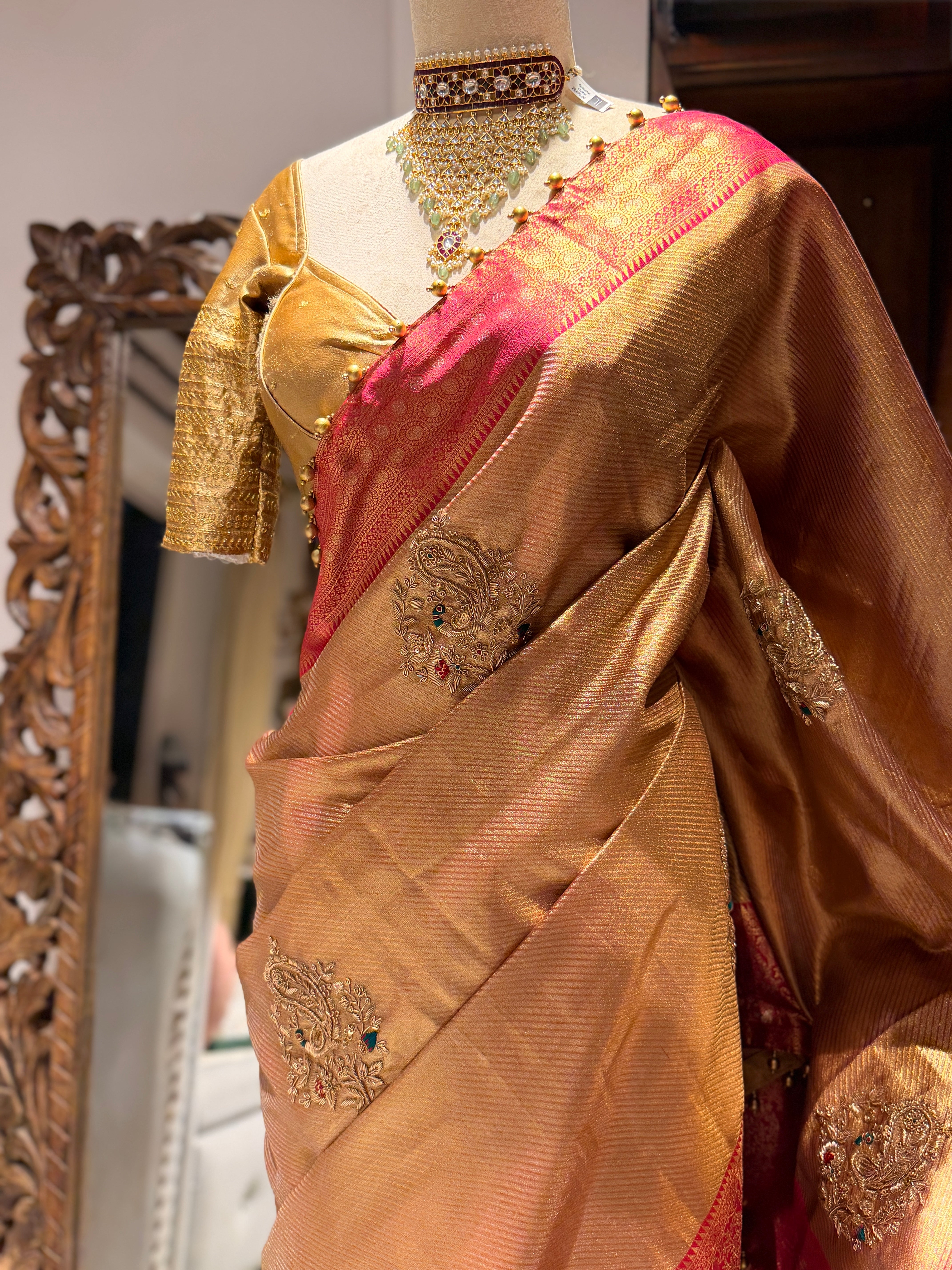 Sunheri Paisley Sona-Rupa zari Saree