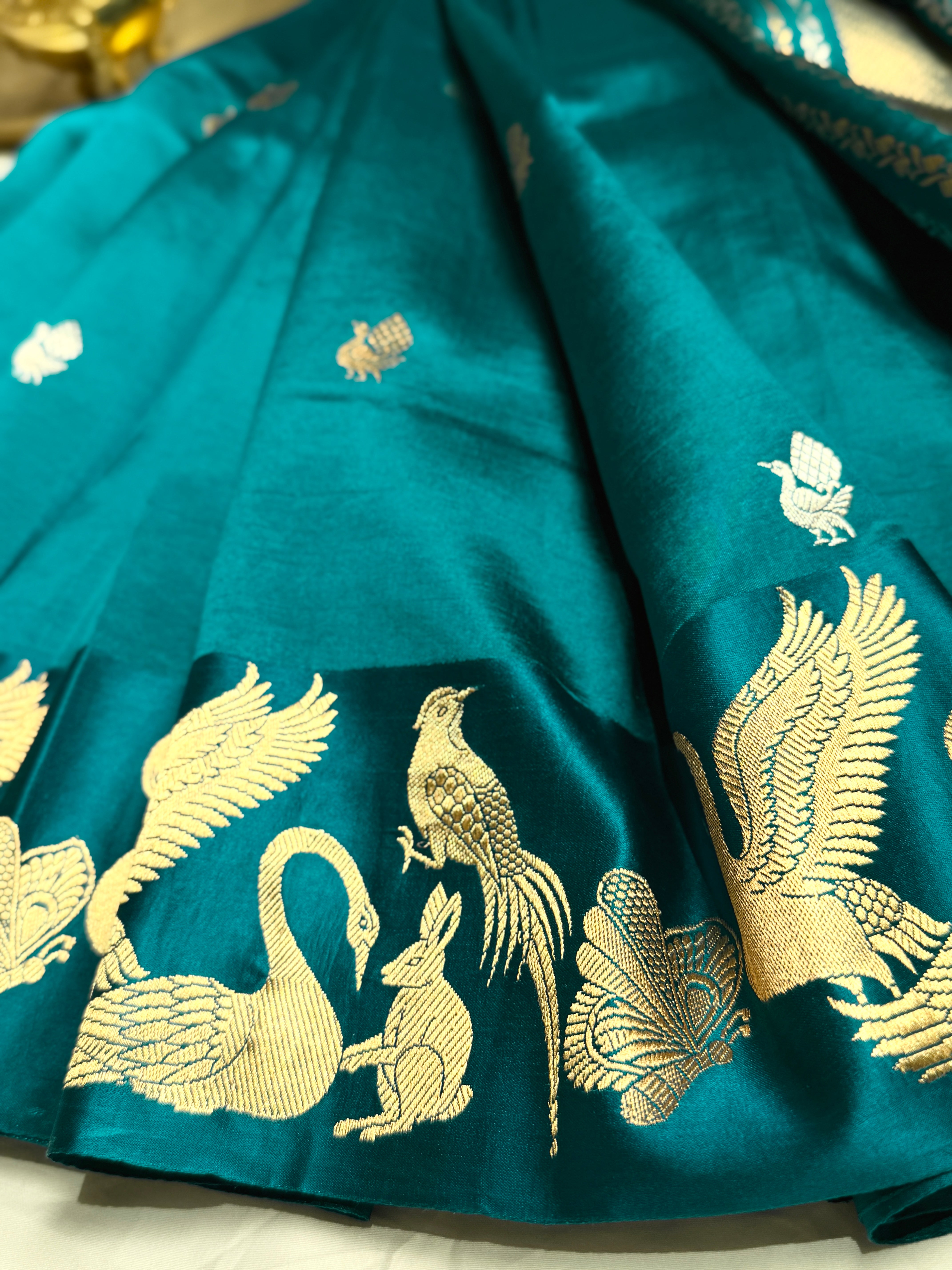 Mango swan silk Saree
