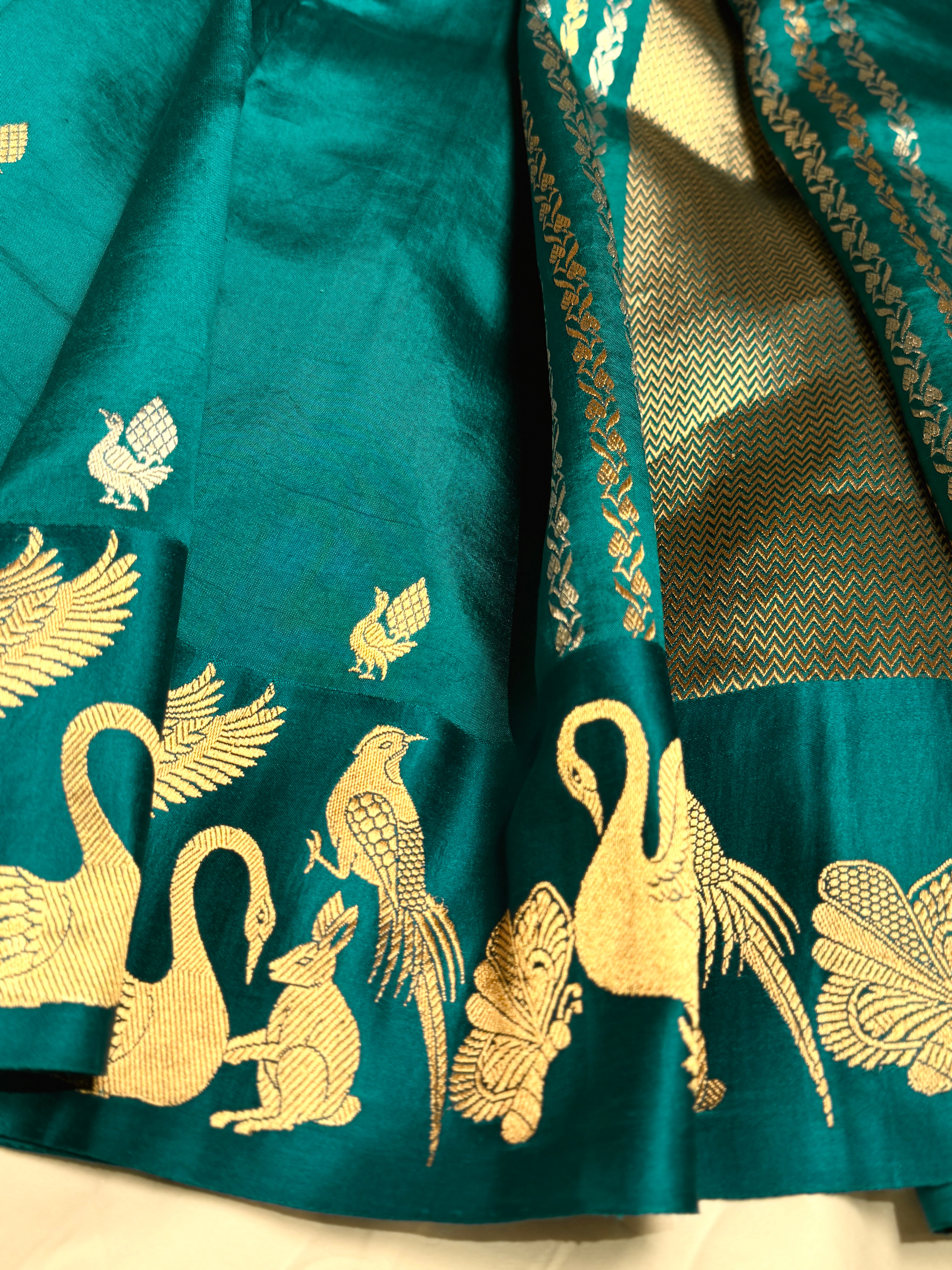 Mango swan silk Saree