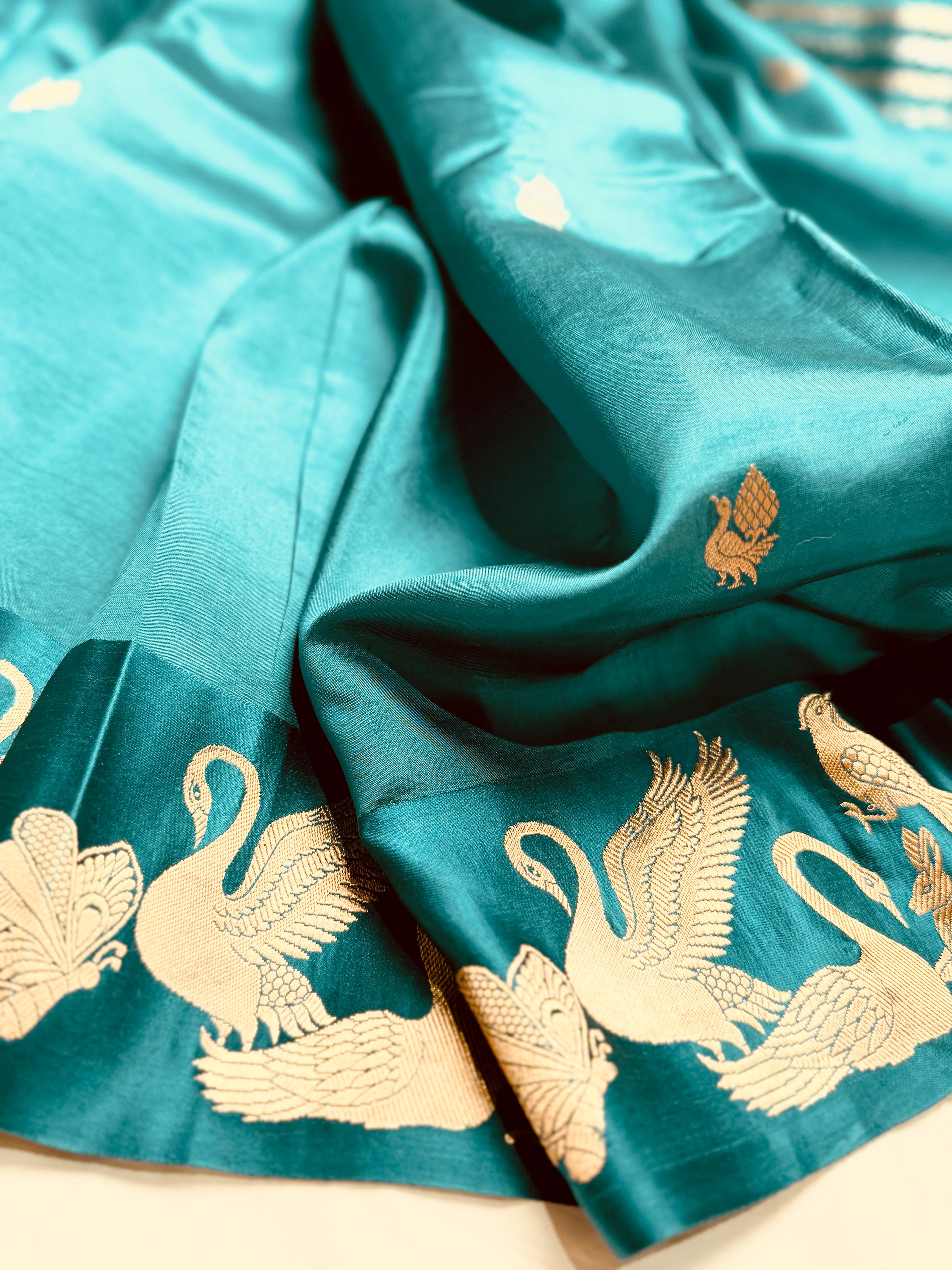 Mango swan silk Saree