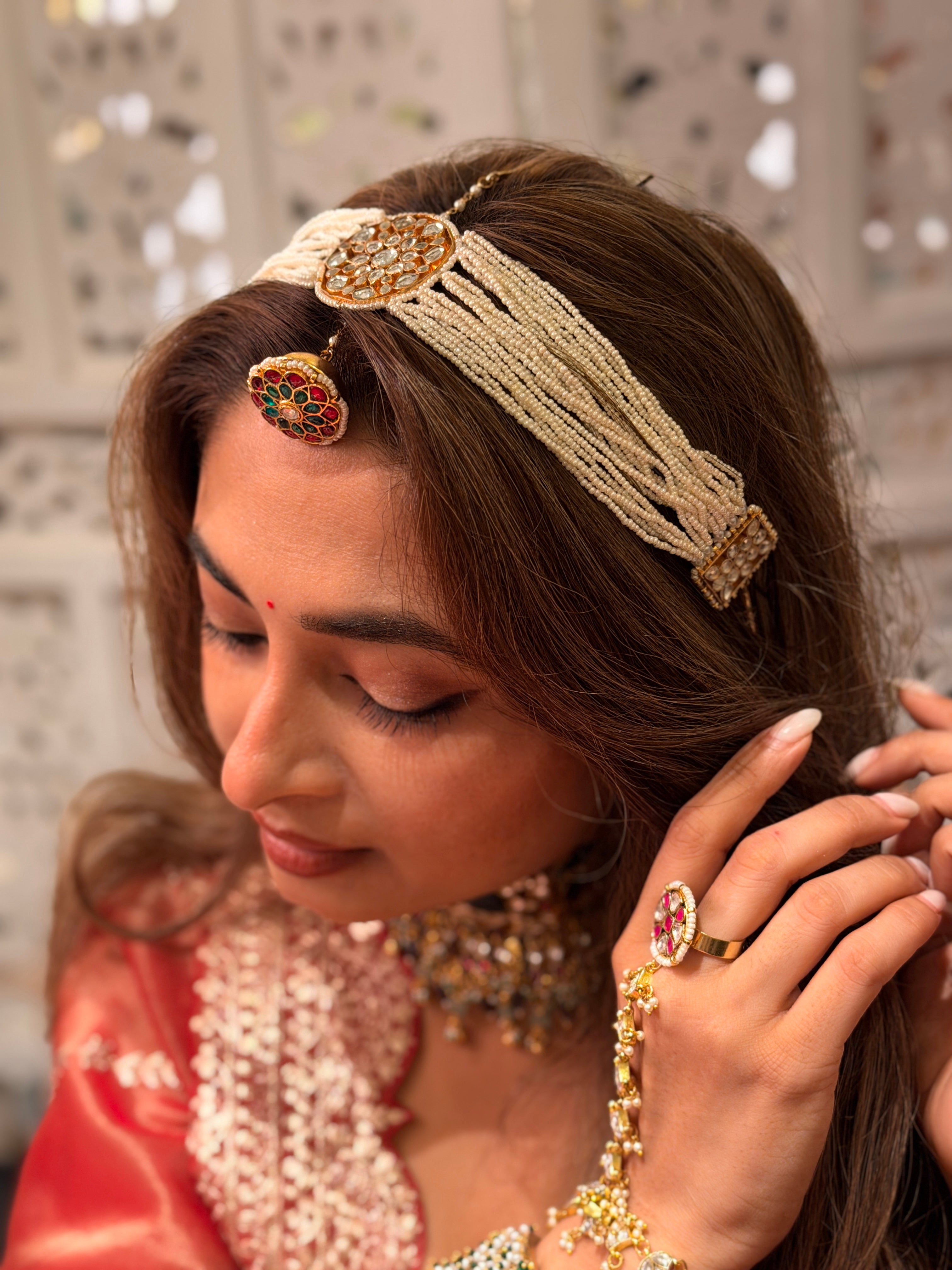 Heera Borla & Matha Patti set