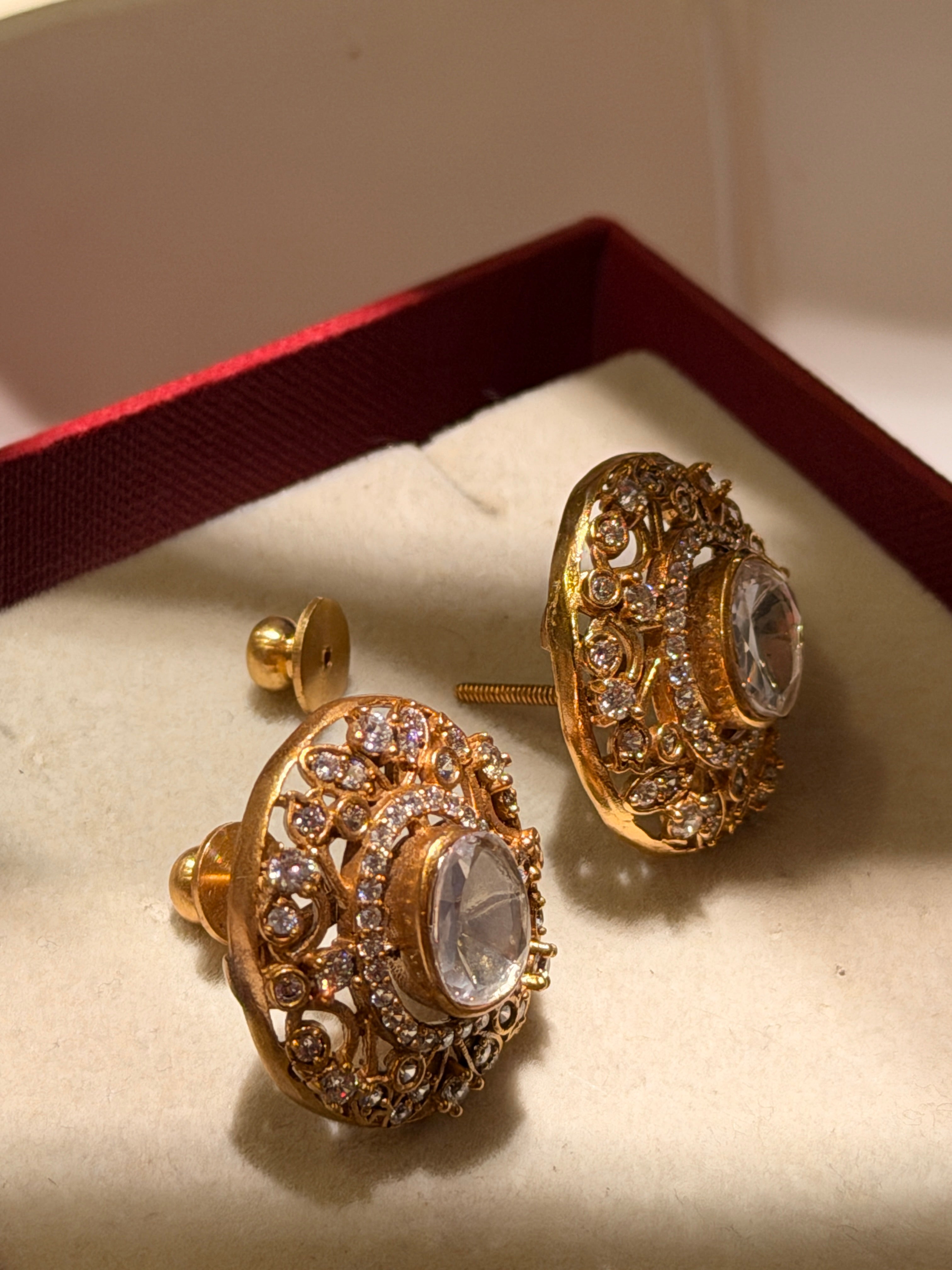 Indrani Polki Medallion stud