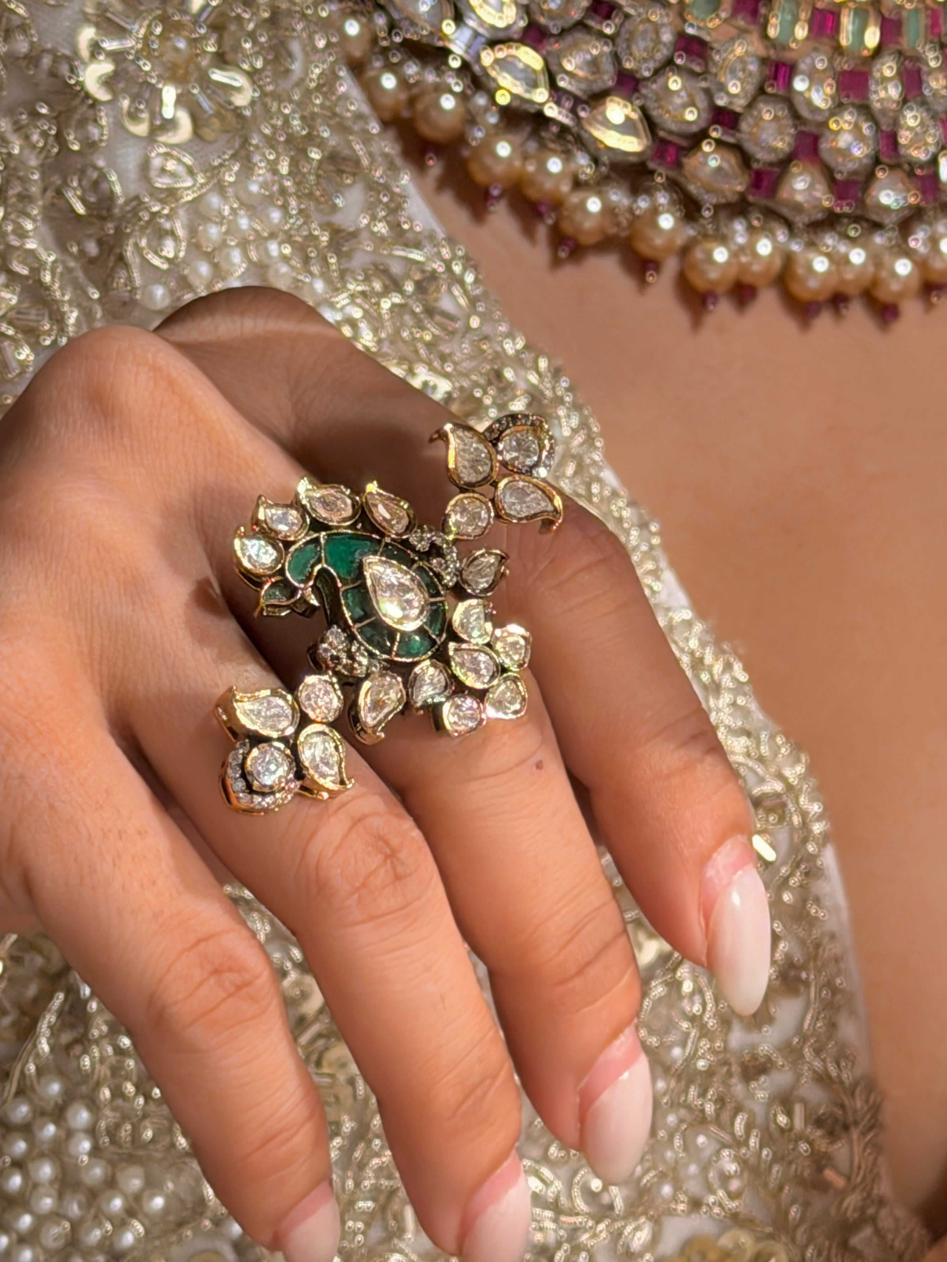 Shahi Gulshan - Emerald