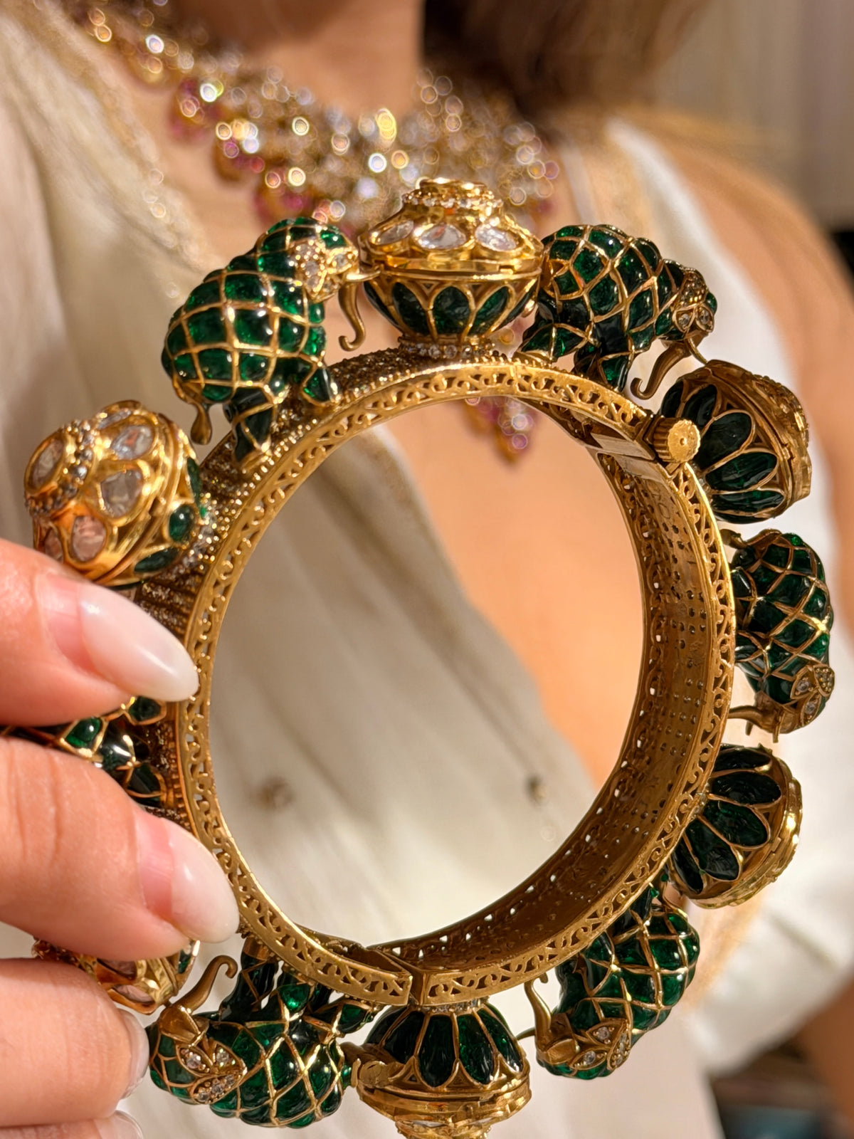 Mihika Emerald Gold polki Bangle